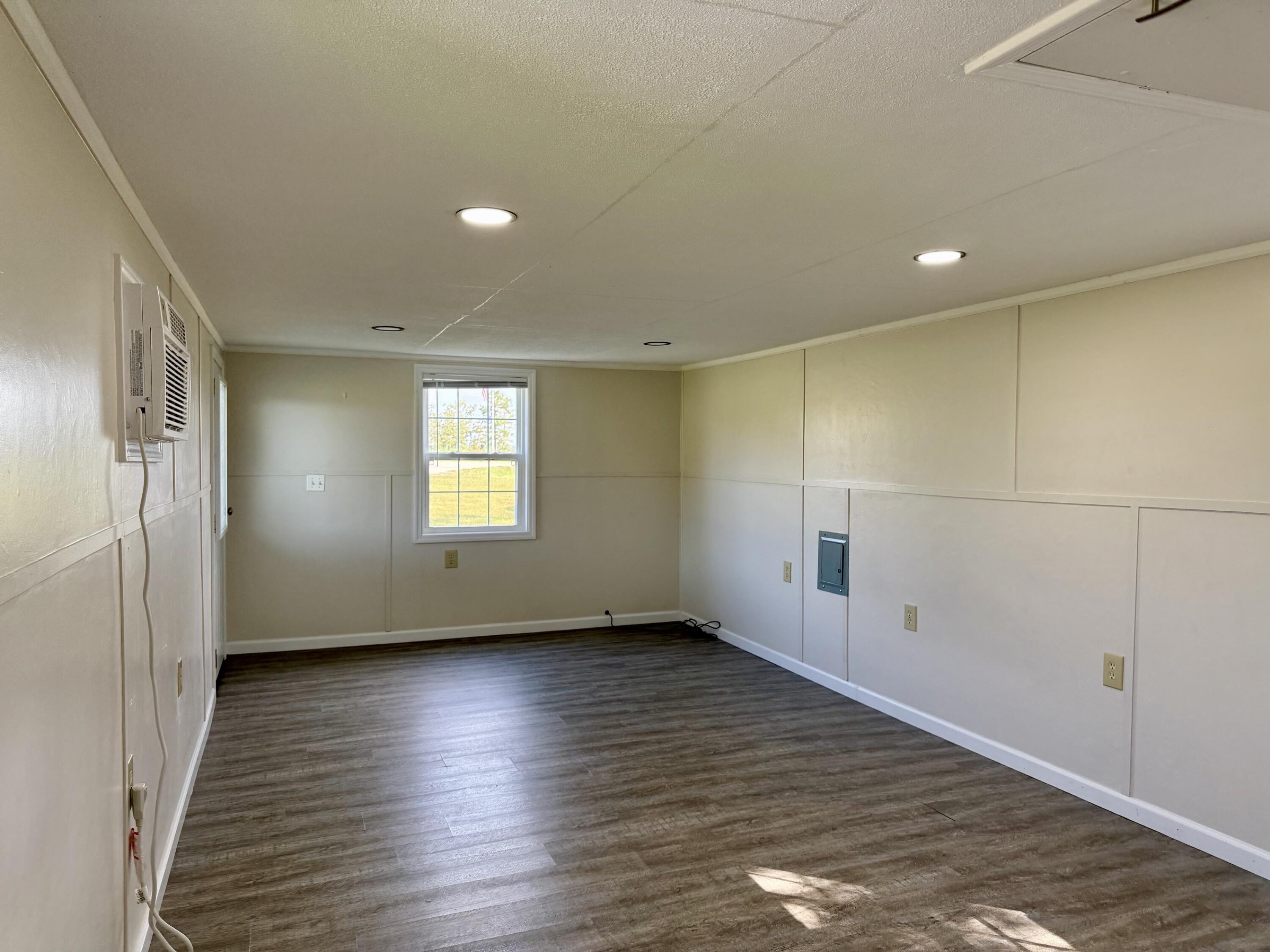 7005 Ky-52 Highway Property Photo 15