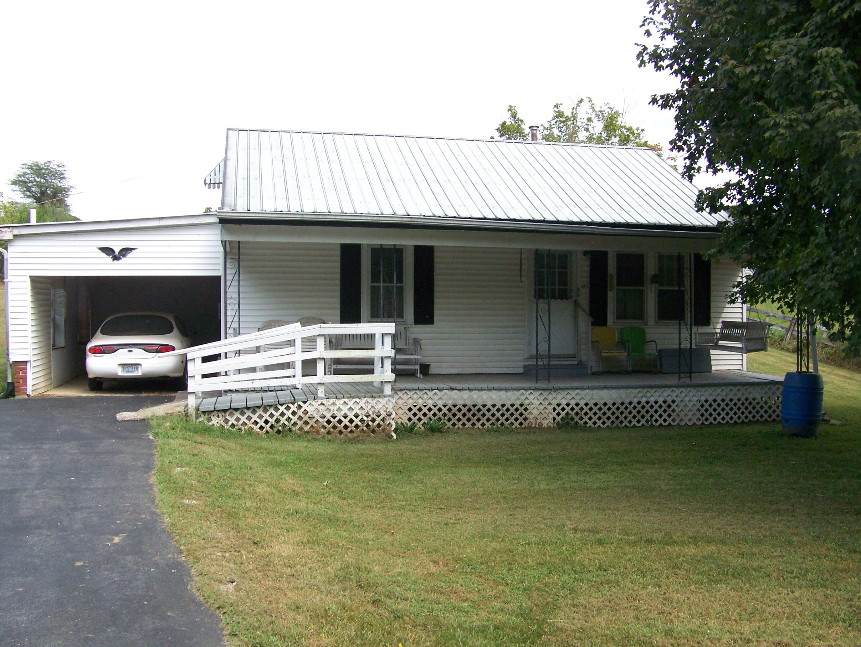 272 Day Road Property Photo 1