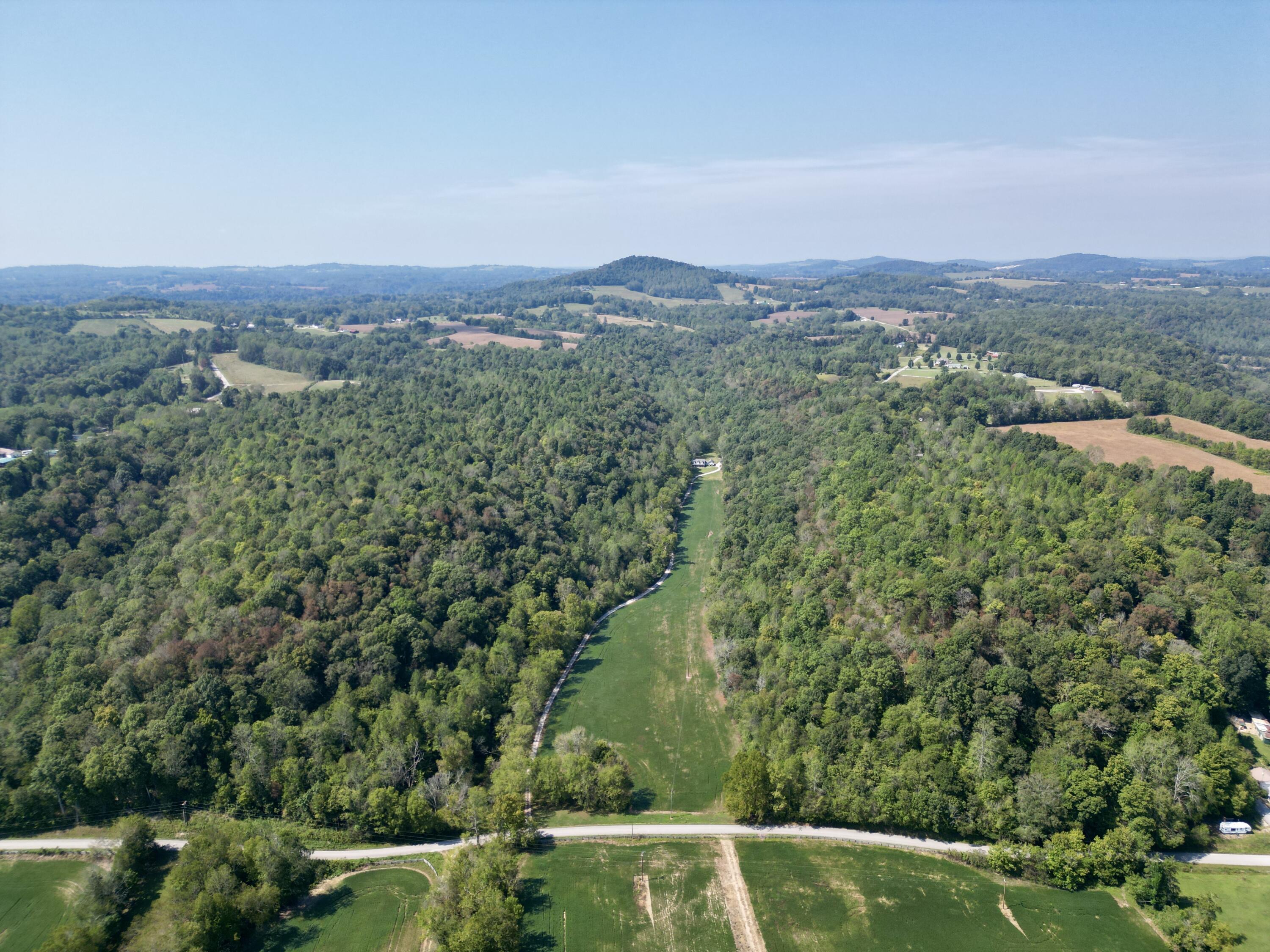 690 Ansel Road Property Photo 2