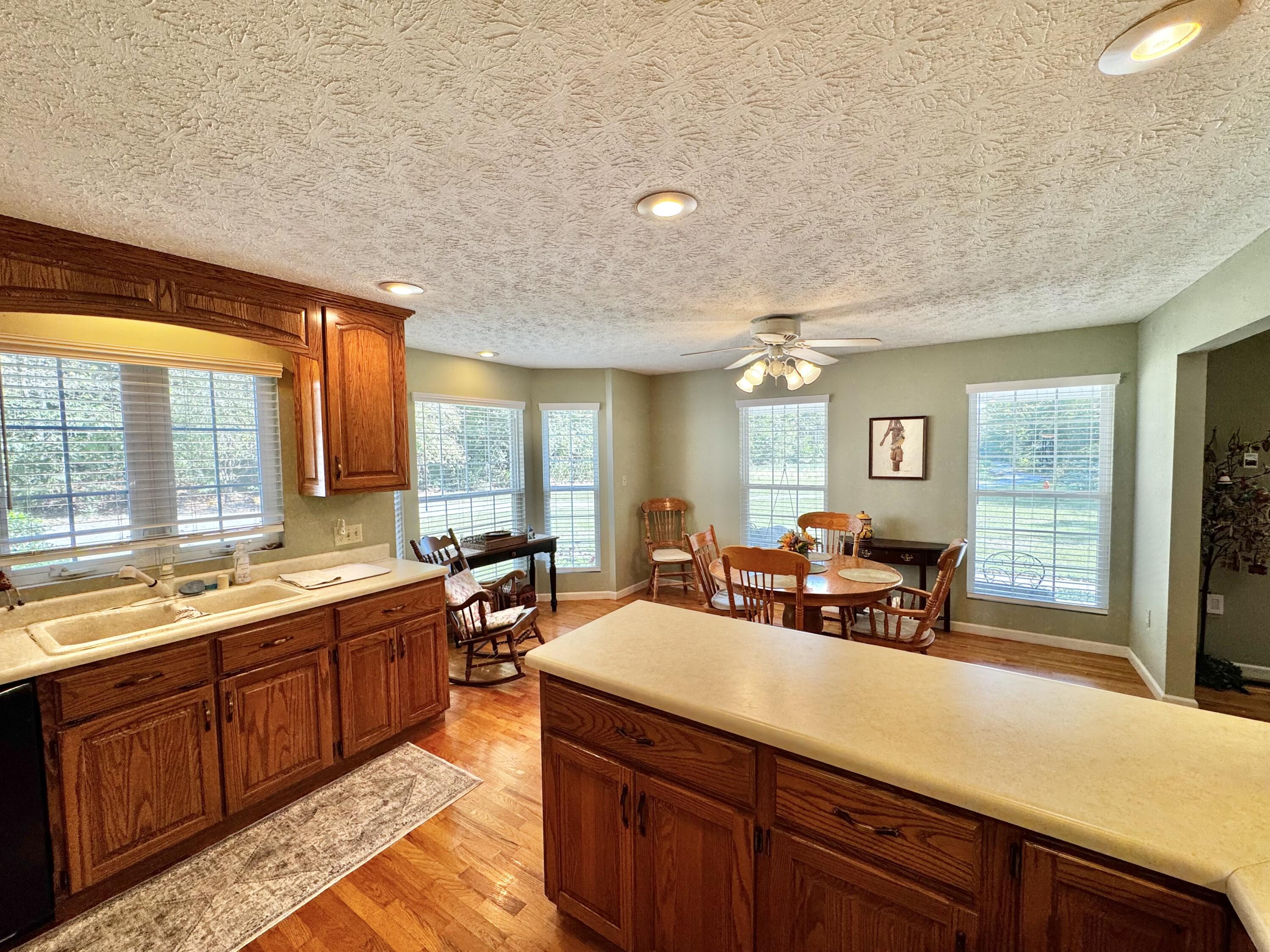 690 Ansel Road Property Photo 16