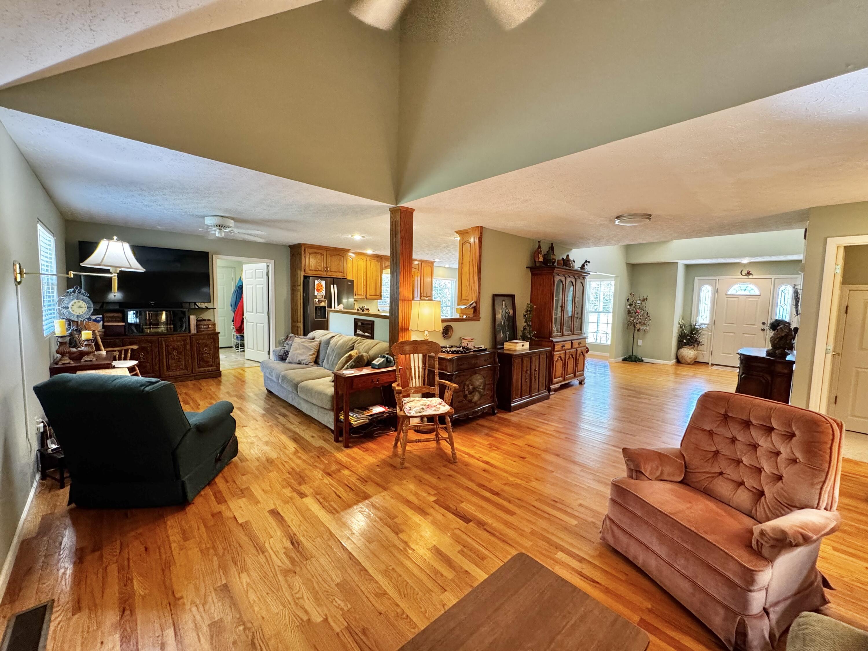 690 Ansel Road Property Photo 23
