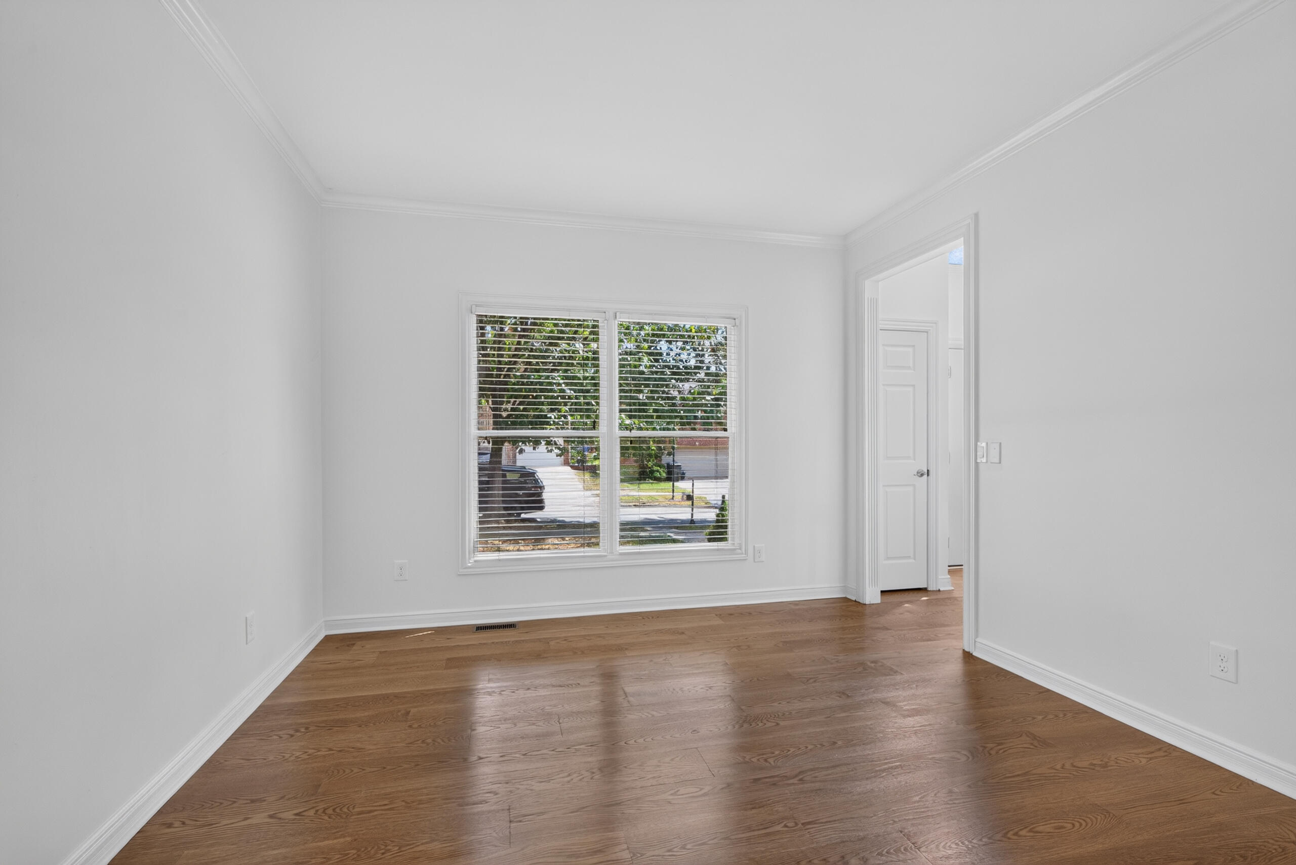 913 Belmere Drive Property Photo 8