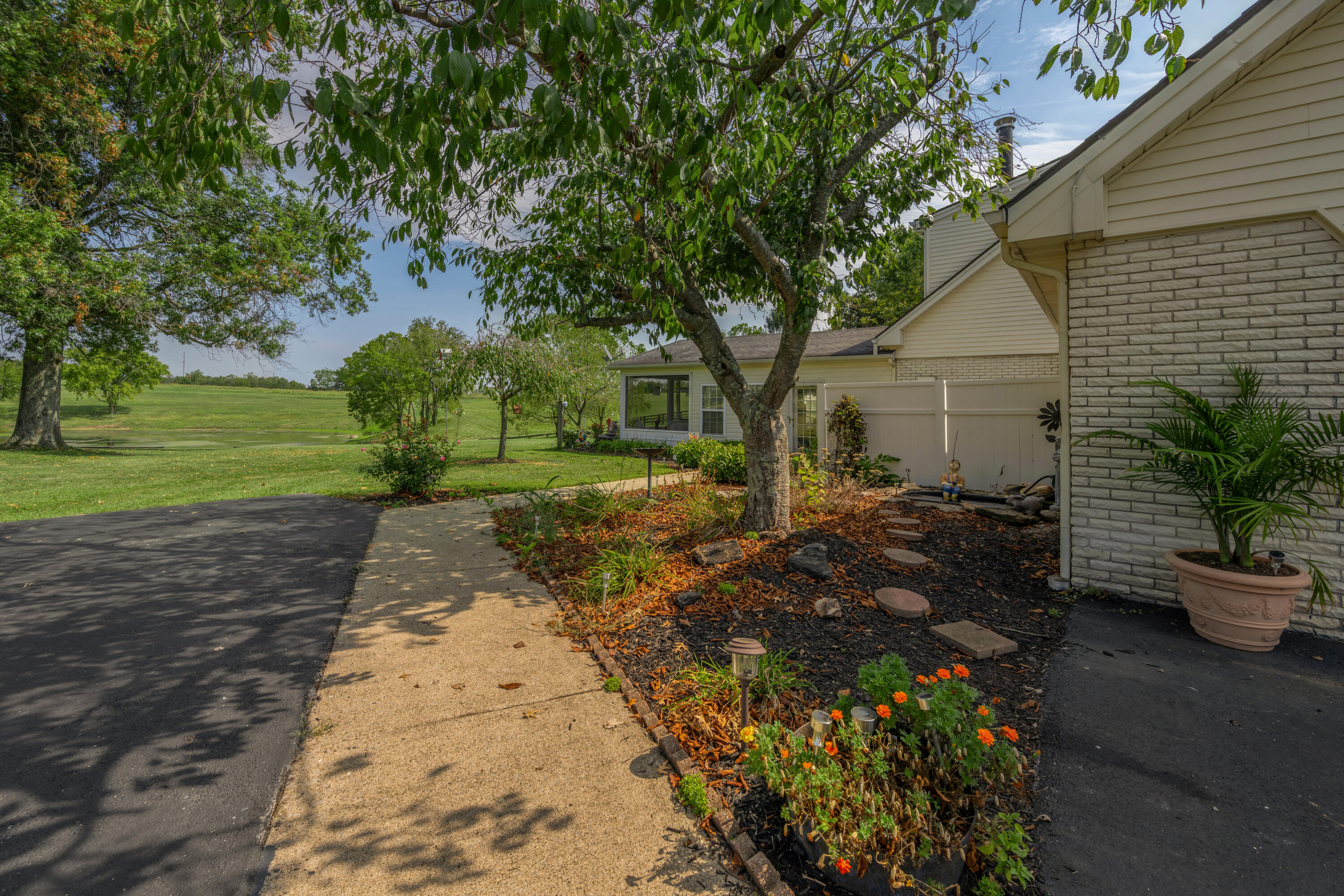 5487 Athens Walnut Hill Pike Property Photo 78