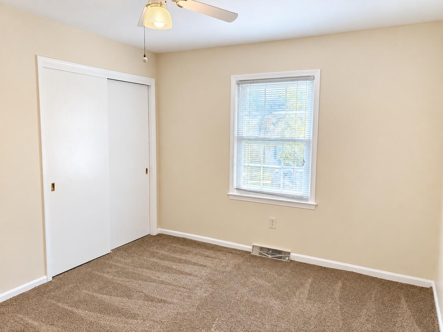 3486 Ormond Circle Property Photo 9