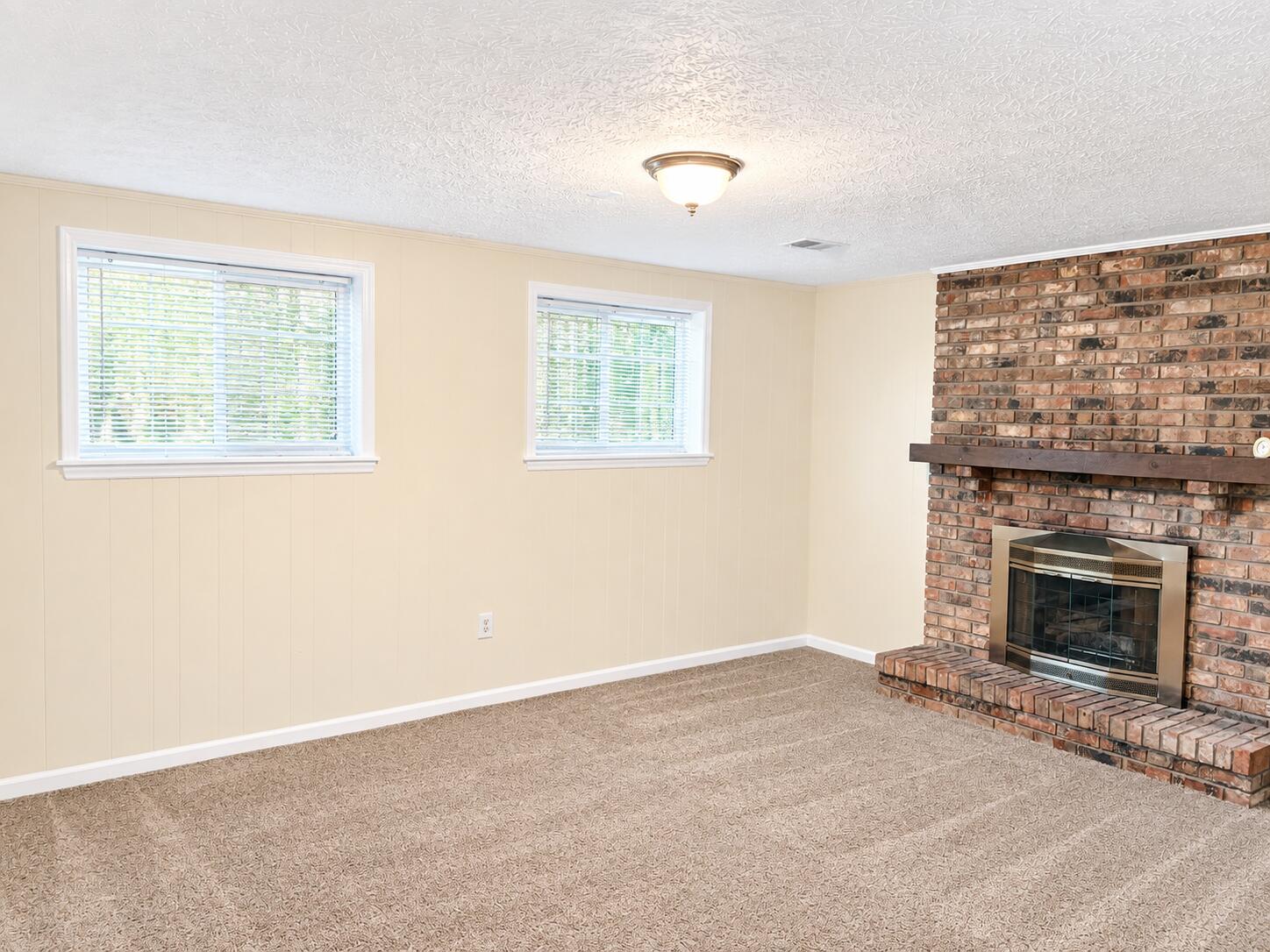 3486 Ormond Circle Property Photo 14