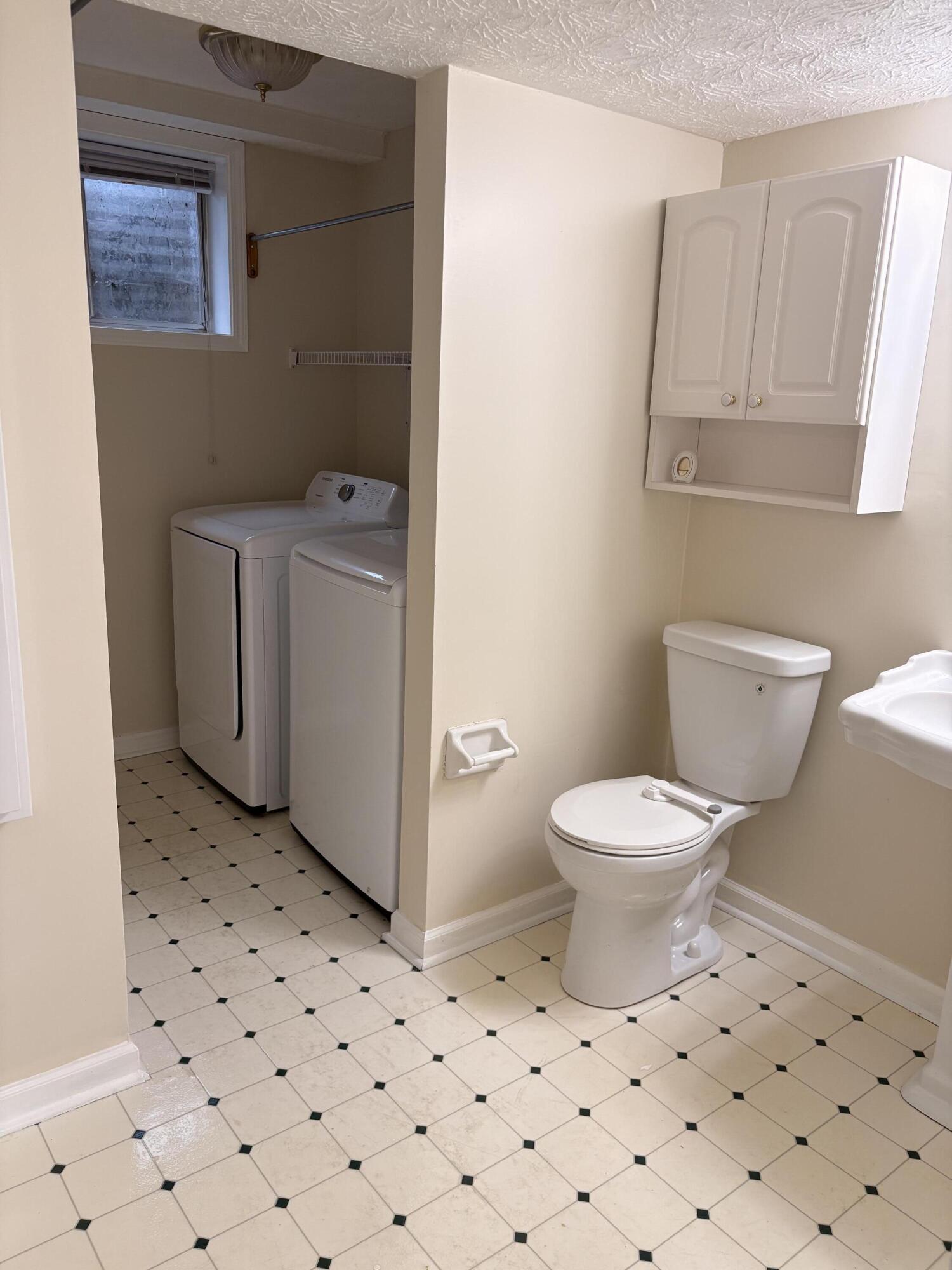3486 Ormond Circle Property Photo 16