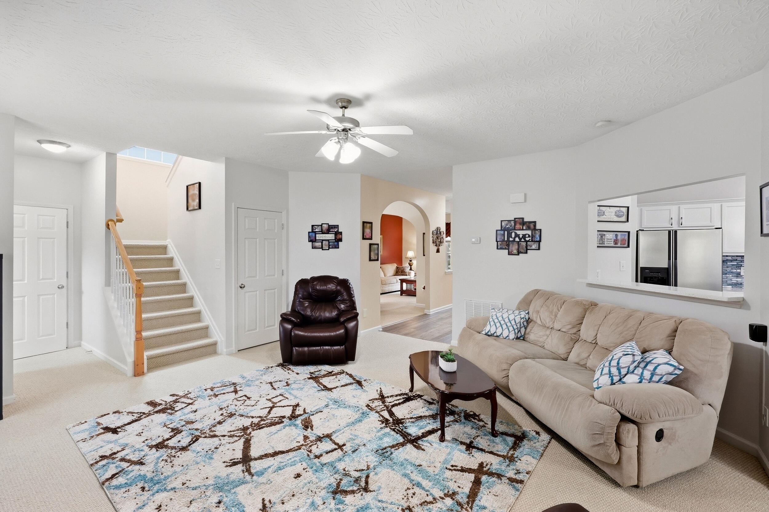 4536 Pebble Brook Circle Property Photo 4