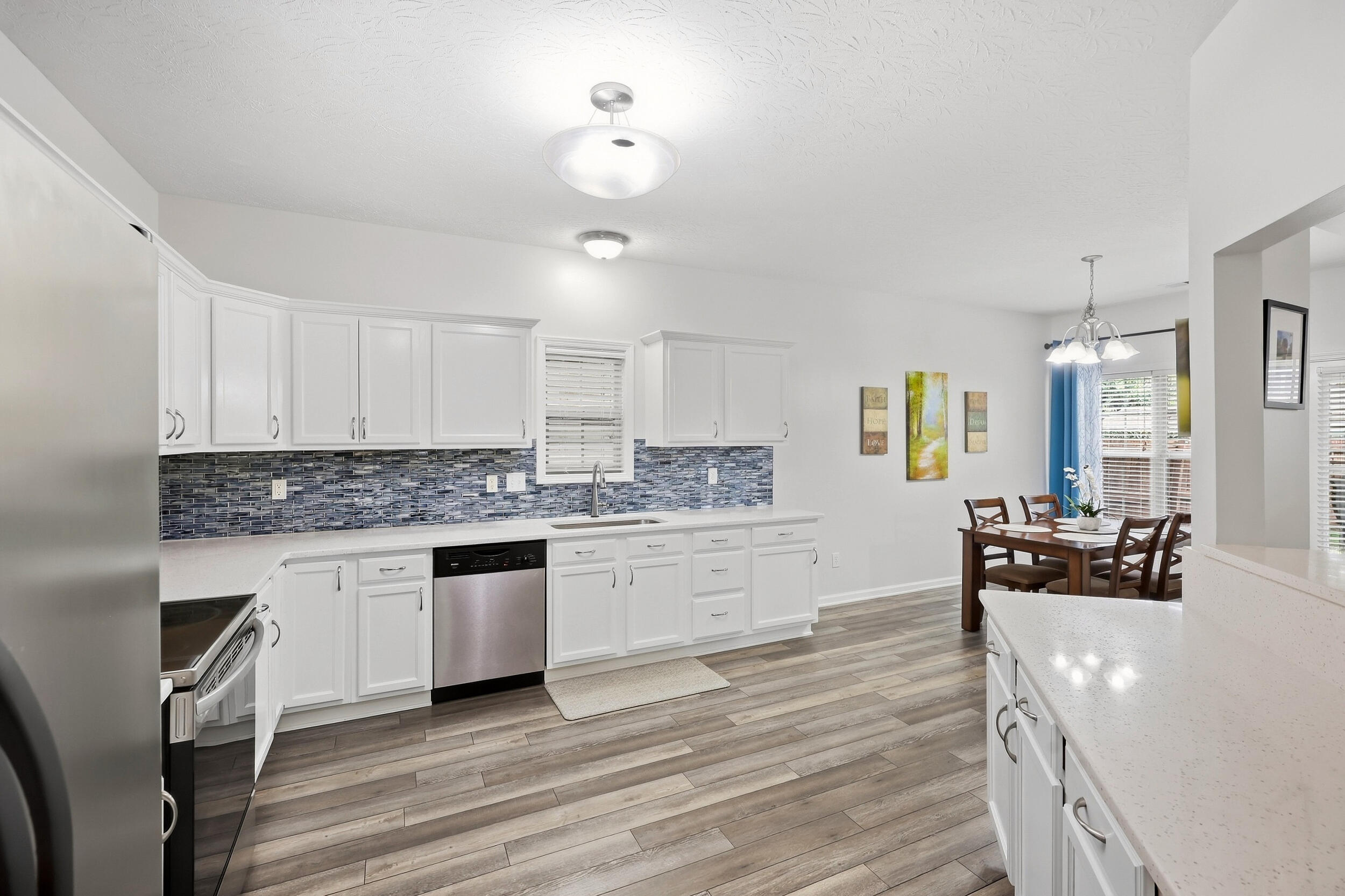 4536 Pebble Brook Circle Property Photo 6