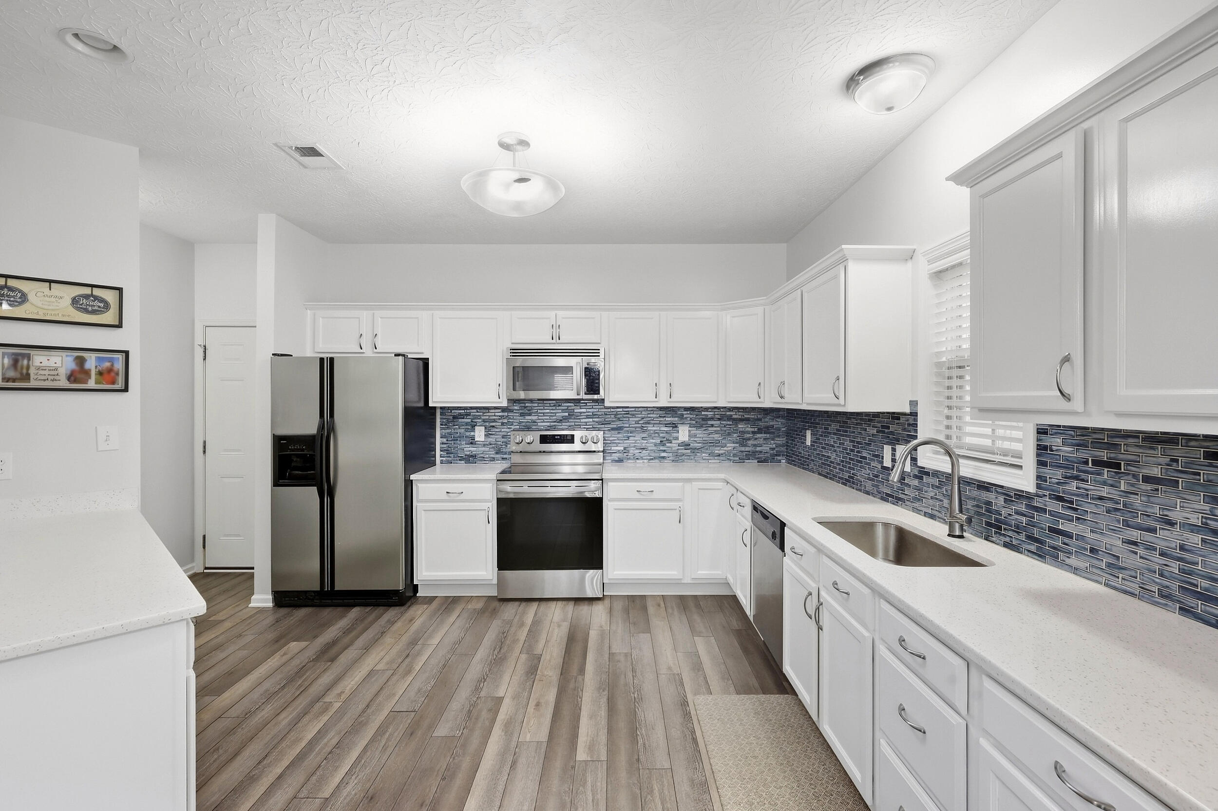 4536 Pebble Brook Circle Property Photo 9