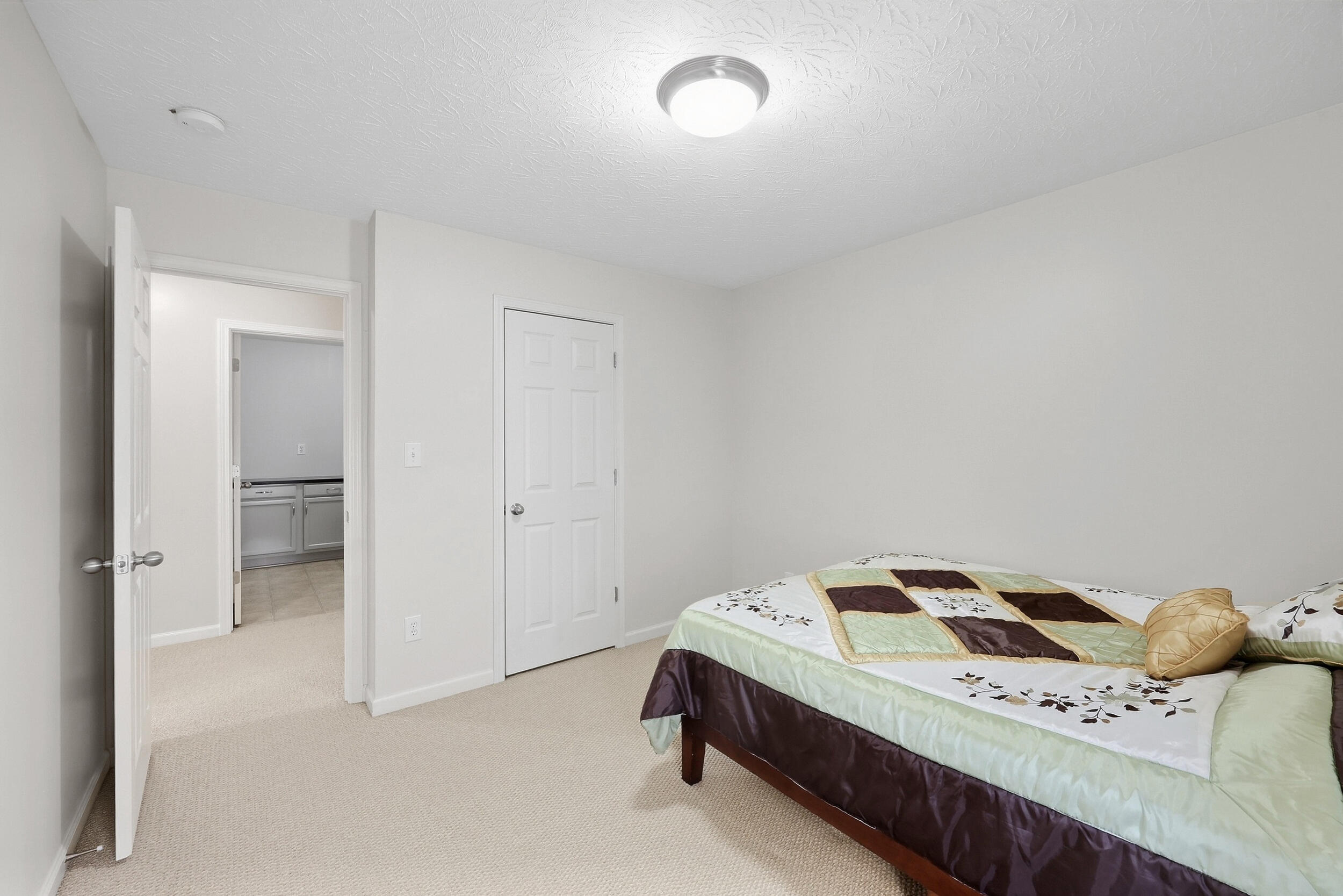 4536 Pebble Brook Circle Property Photo 22