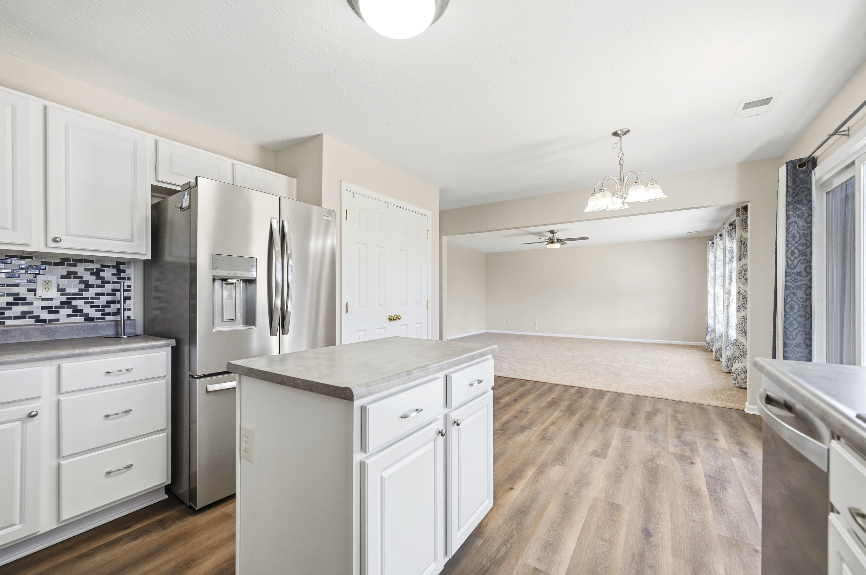 807 Rock Way Property Photo 16