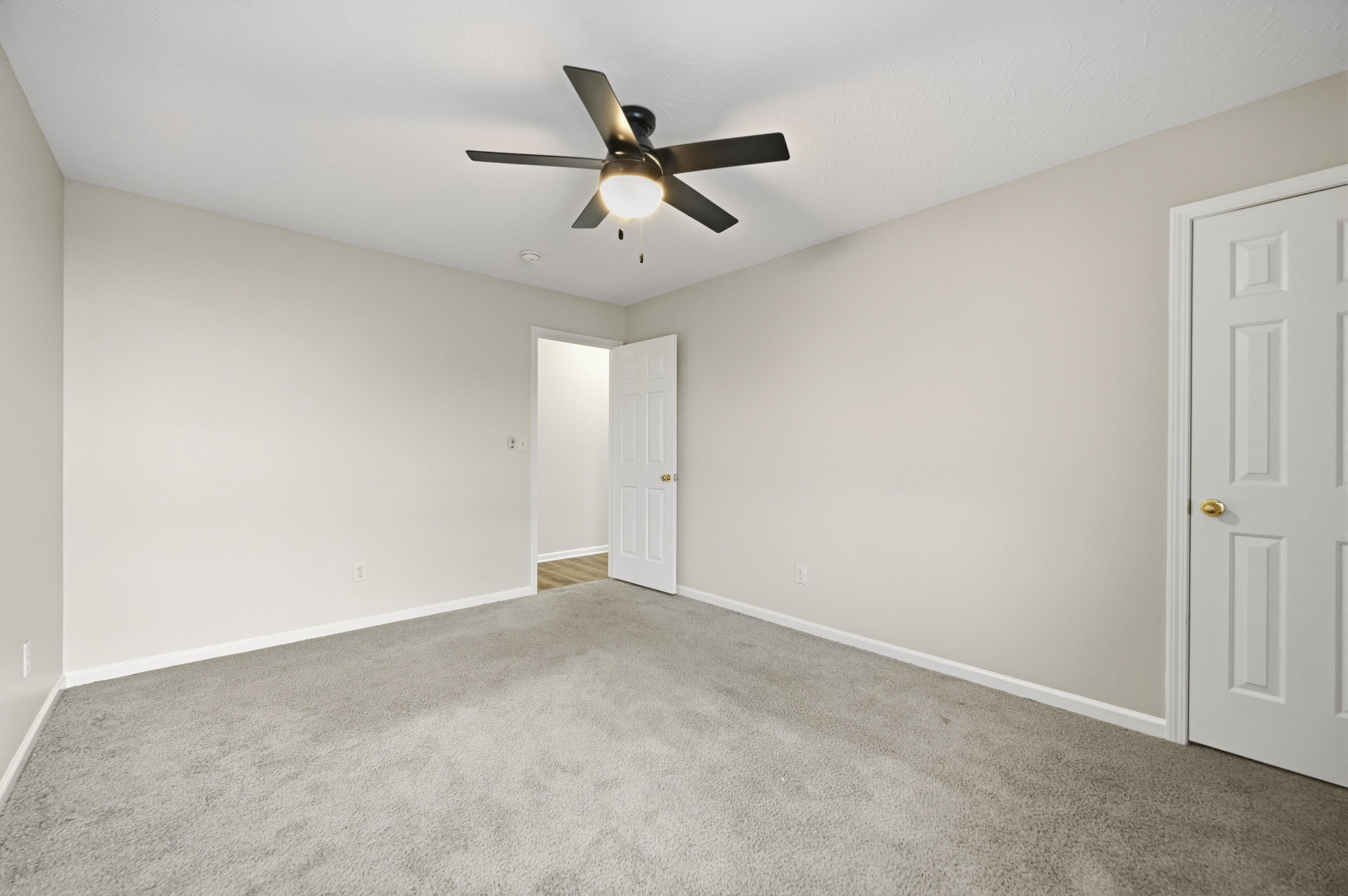 807 Rock Way Property Photo 19