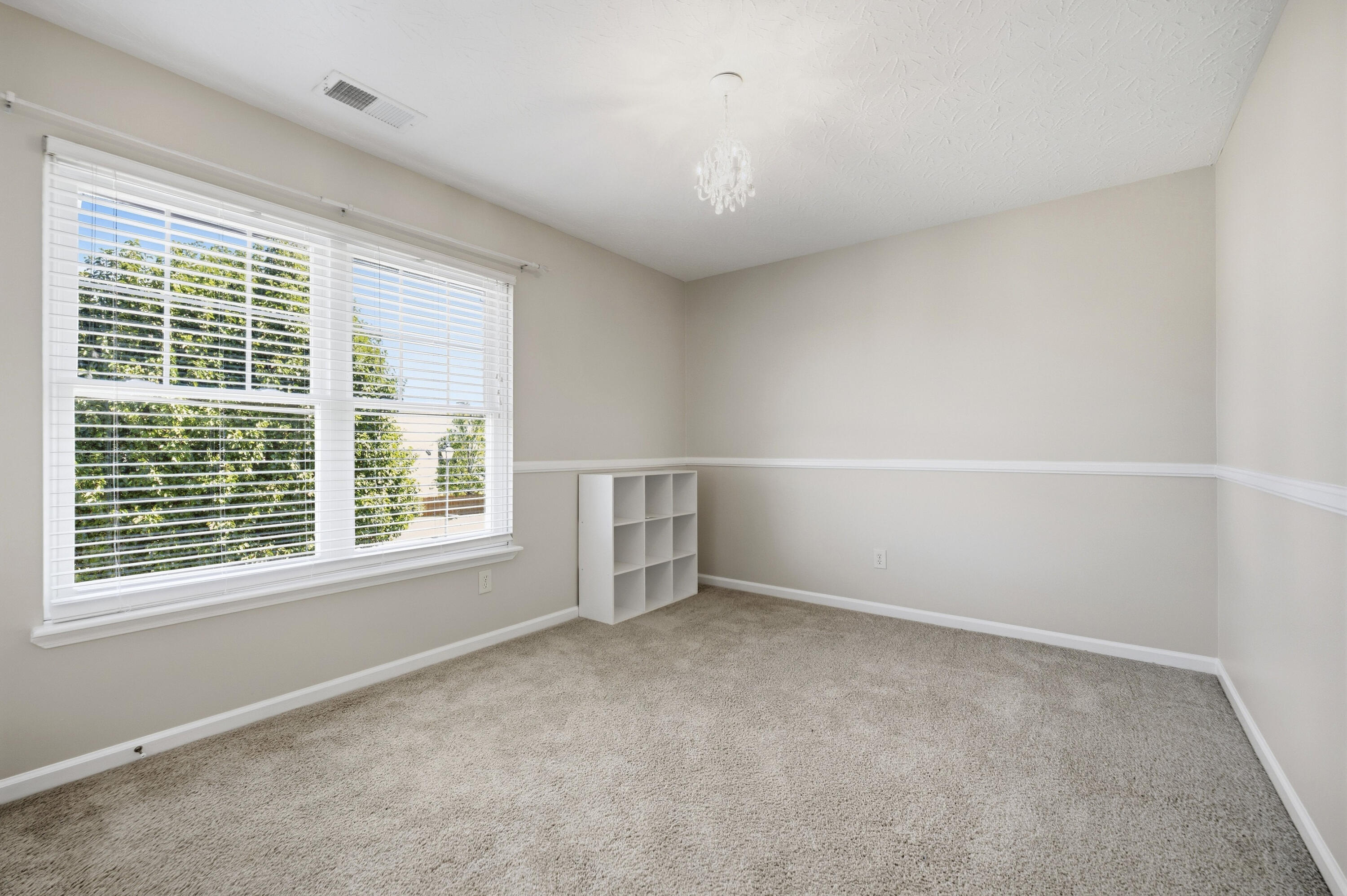 807 Rock Way Property Photo 28