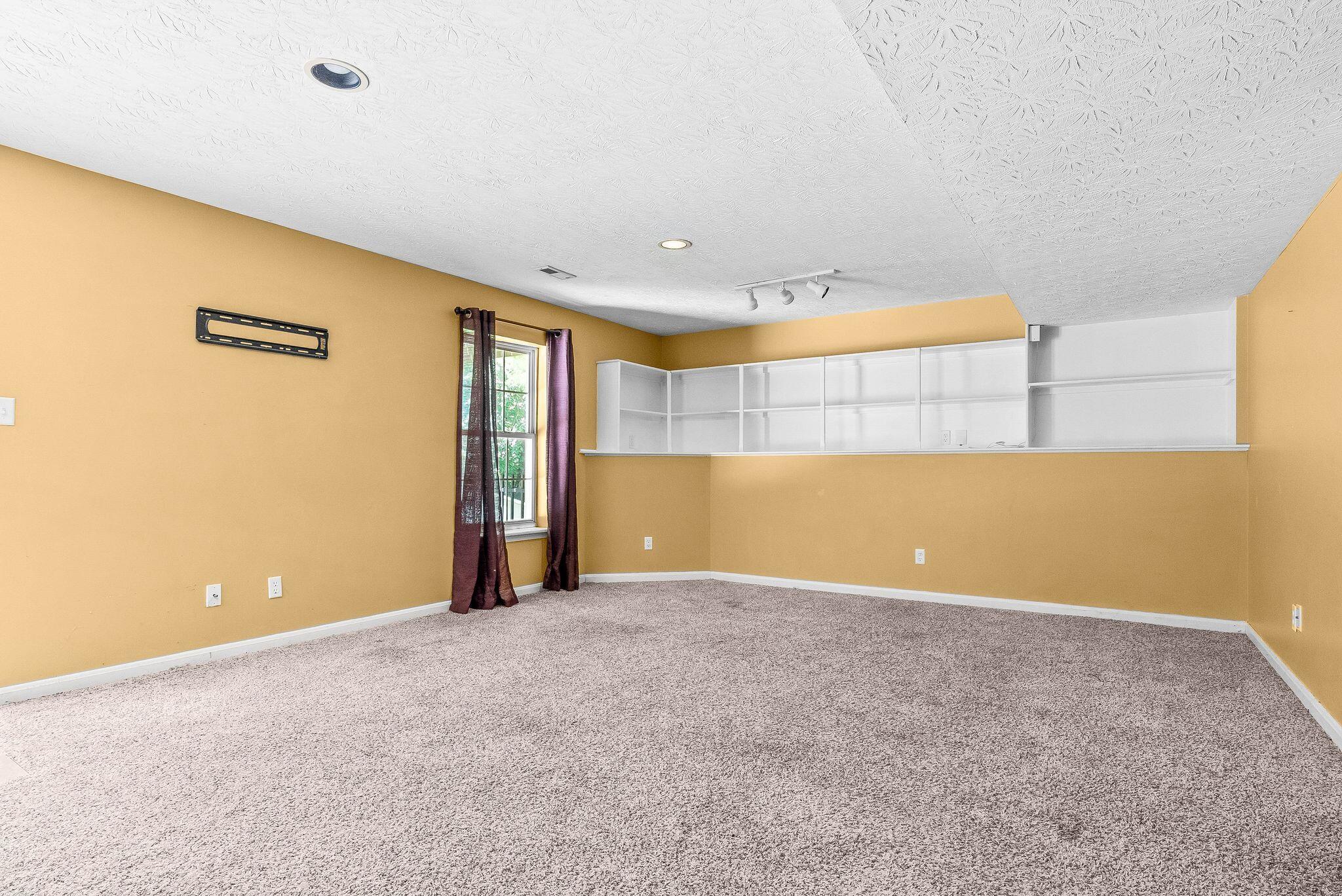 6226 Camden Circle Property Photo 42