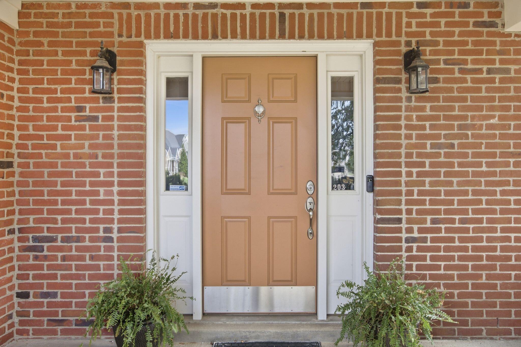 203 The Masters Property Photo 4