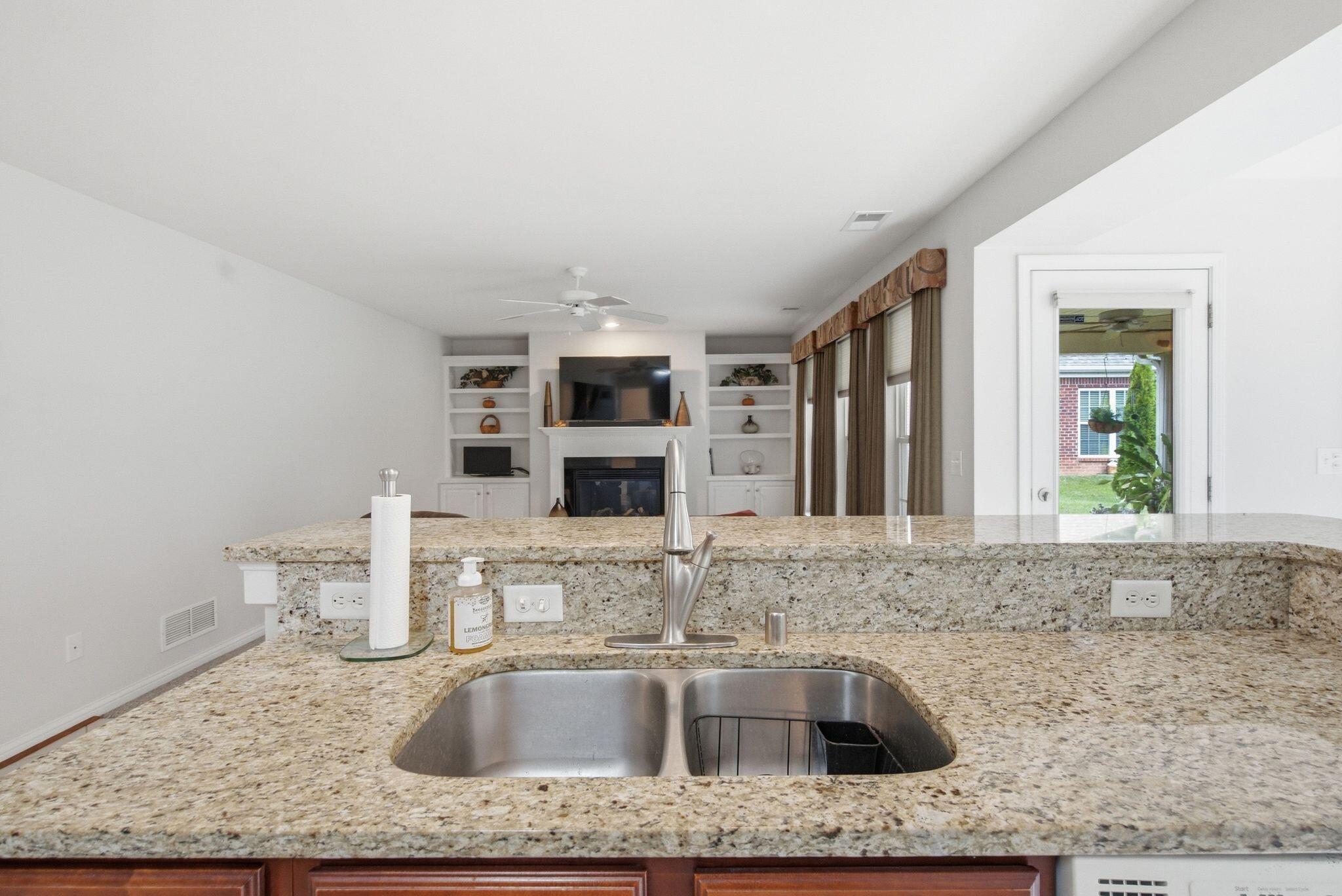 203 The Masters Property Photo 17