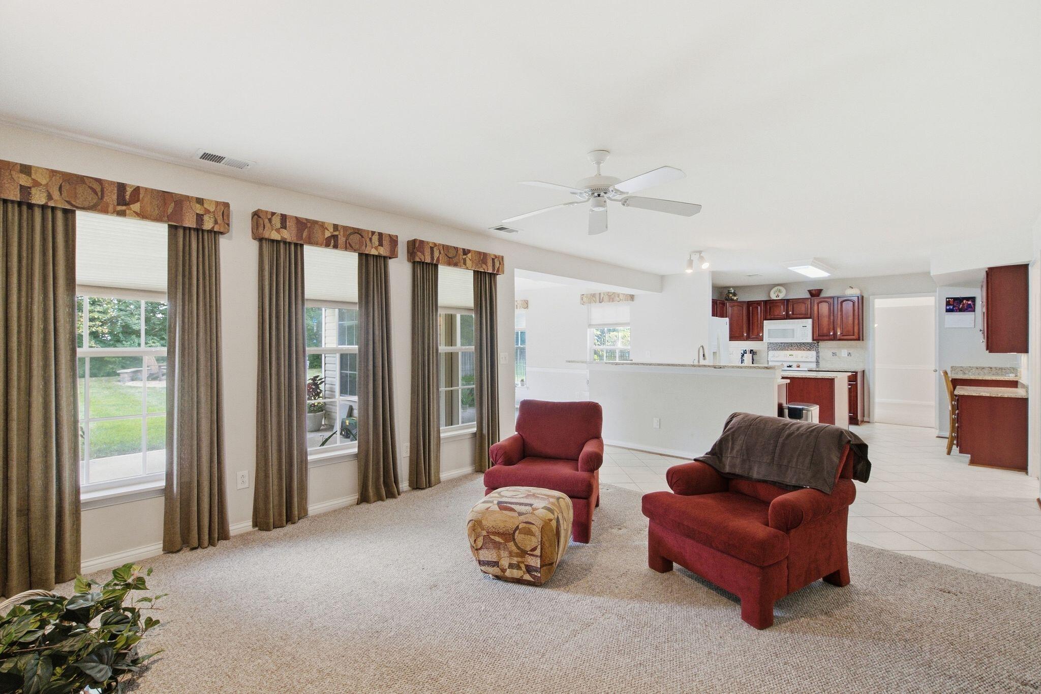 203 The Masters Property Photo 23