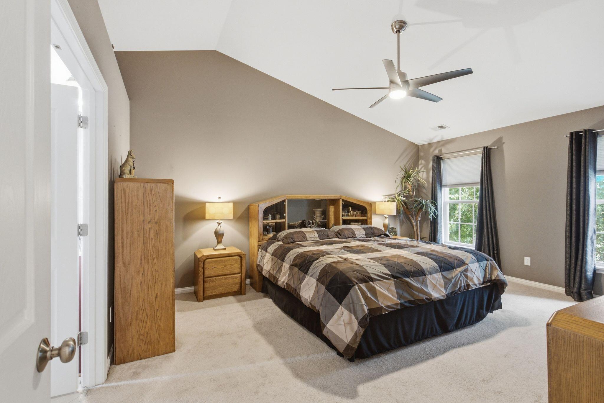 203 The Masters Property Photo 33