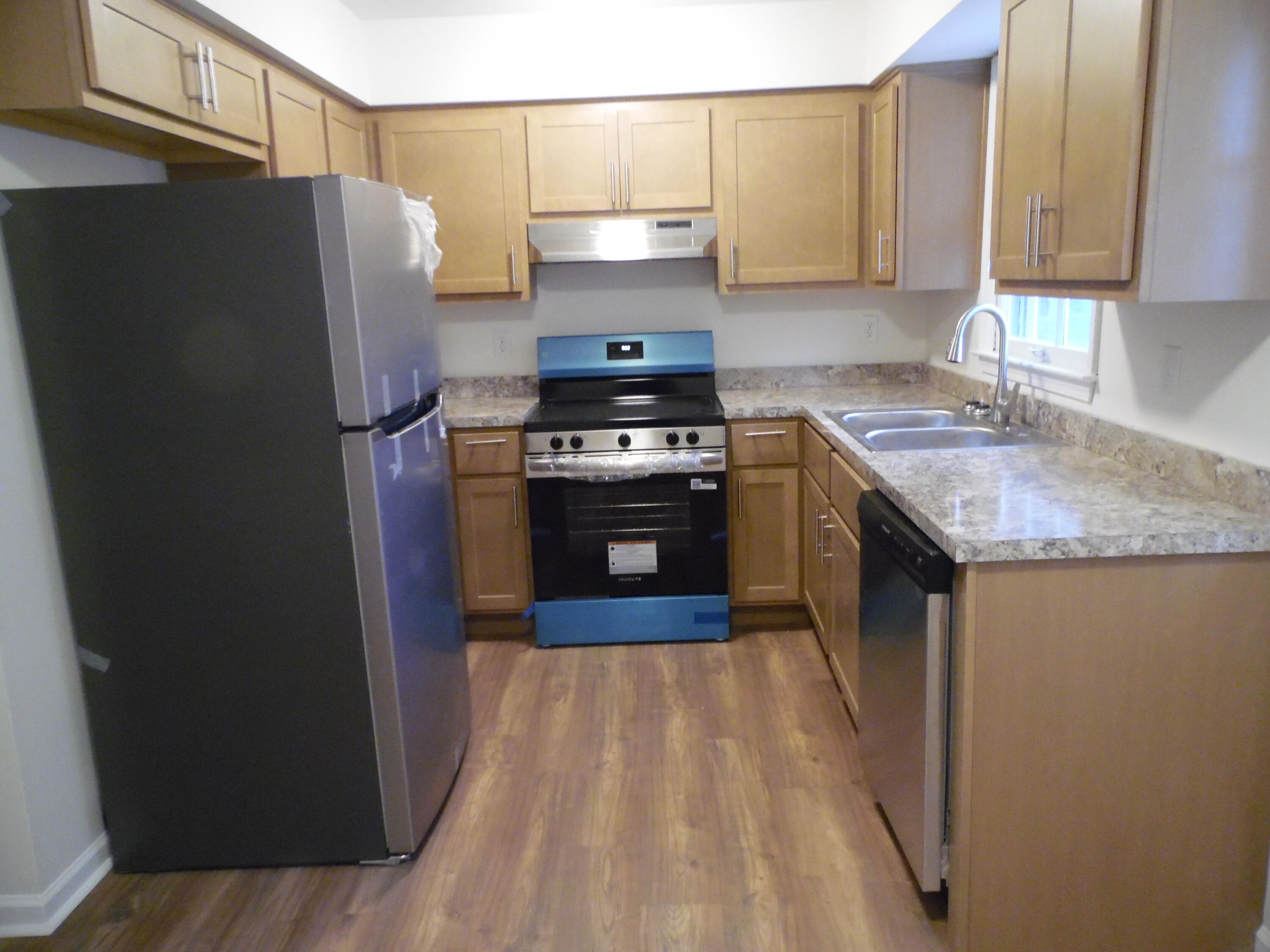 3301 Pepperhill Road B Property Photo 3