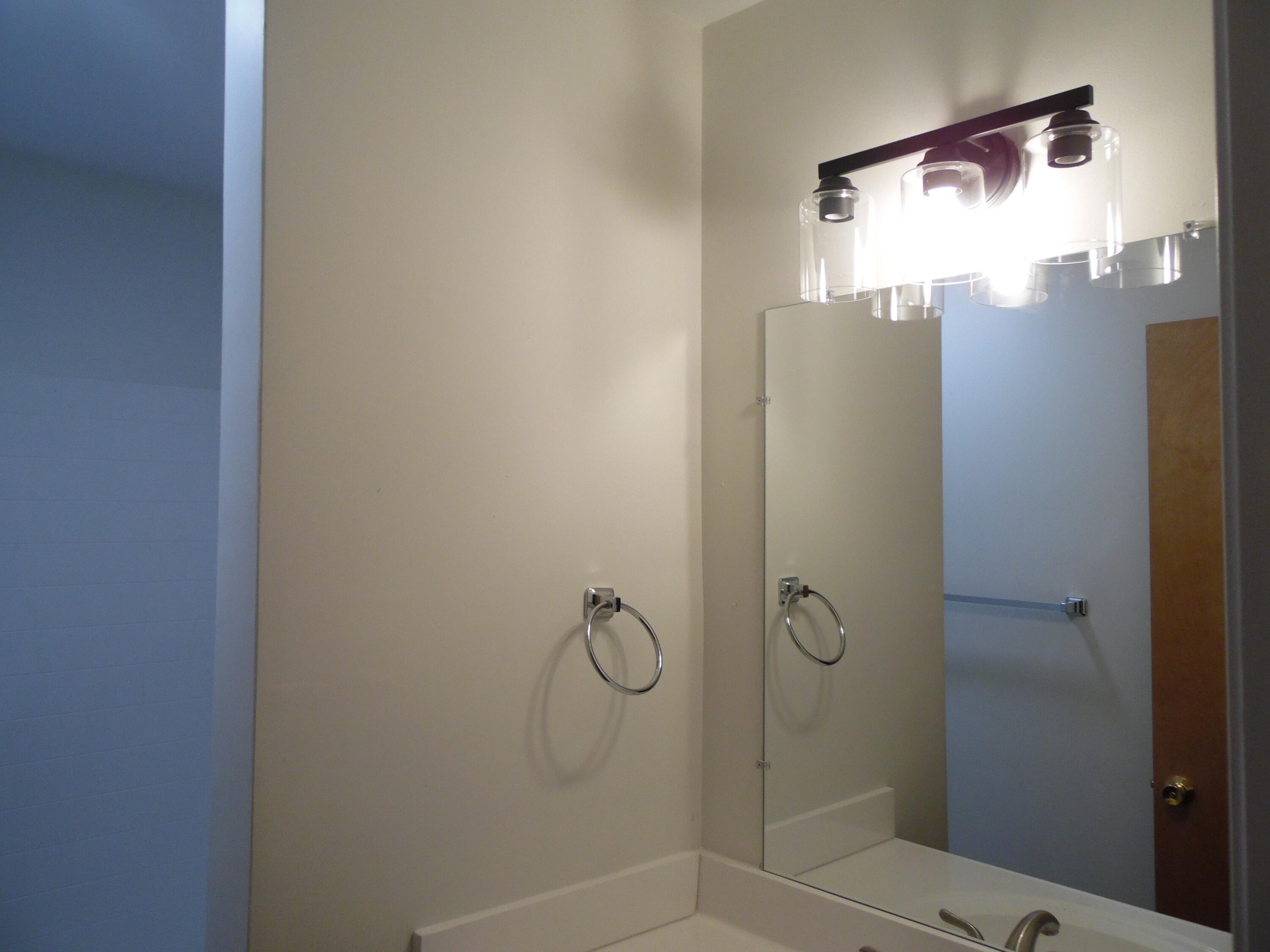 3301 Pepperhill Road B Property Photo 4