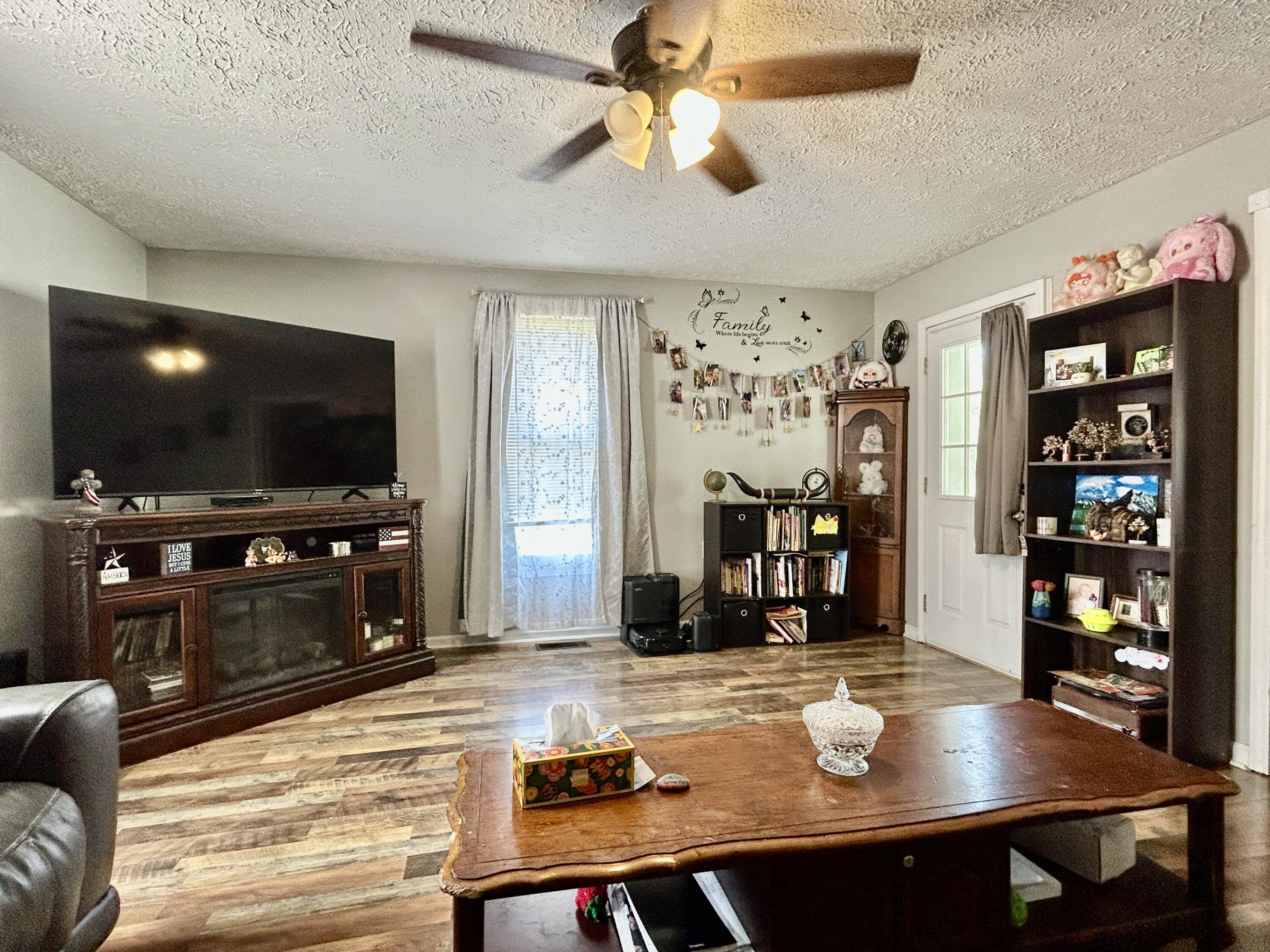 414 Monticello Street Property Photo 21