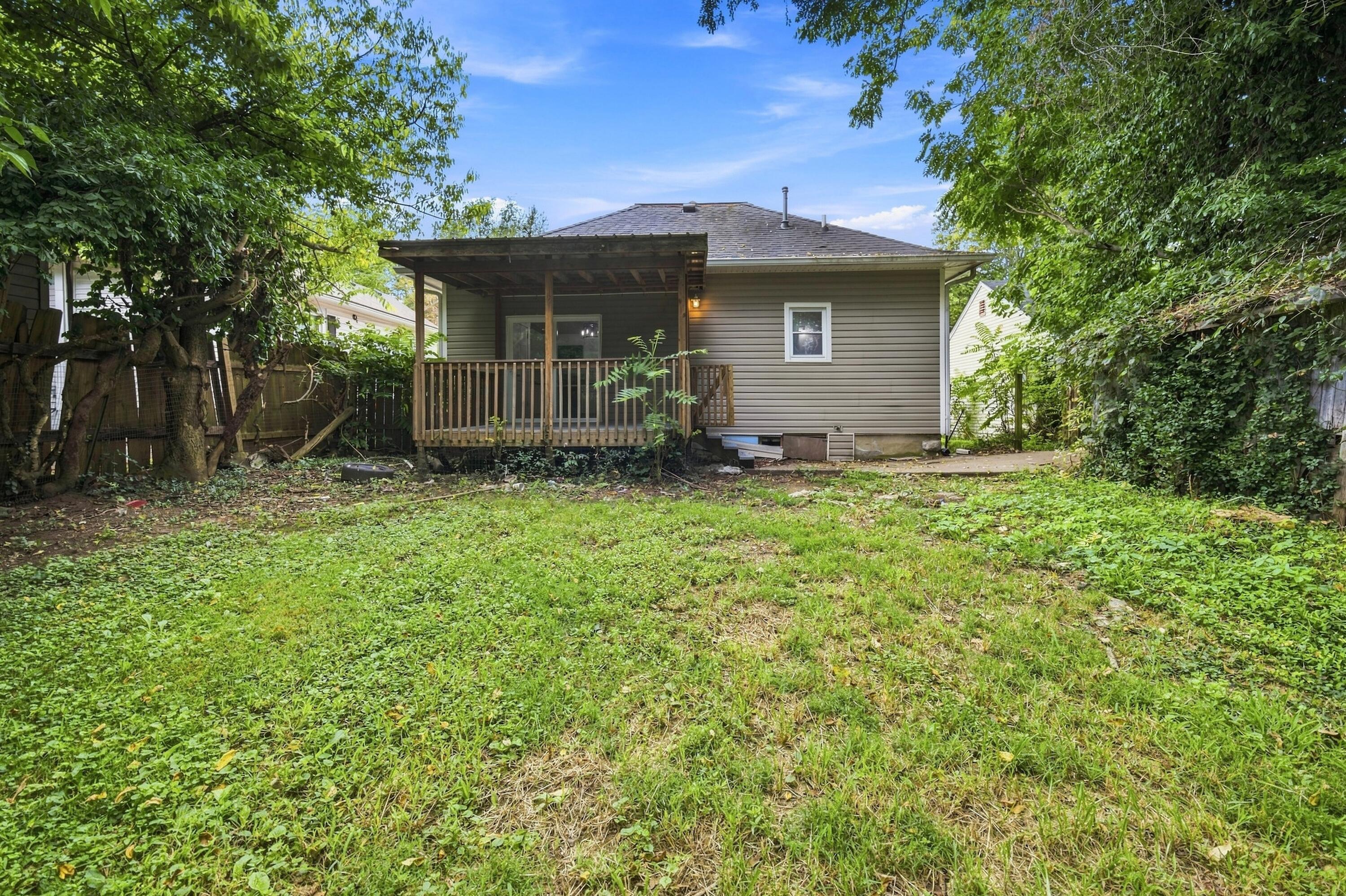 408 Locust Street Property Photo 2