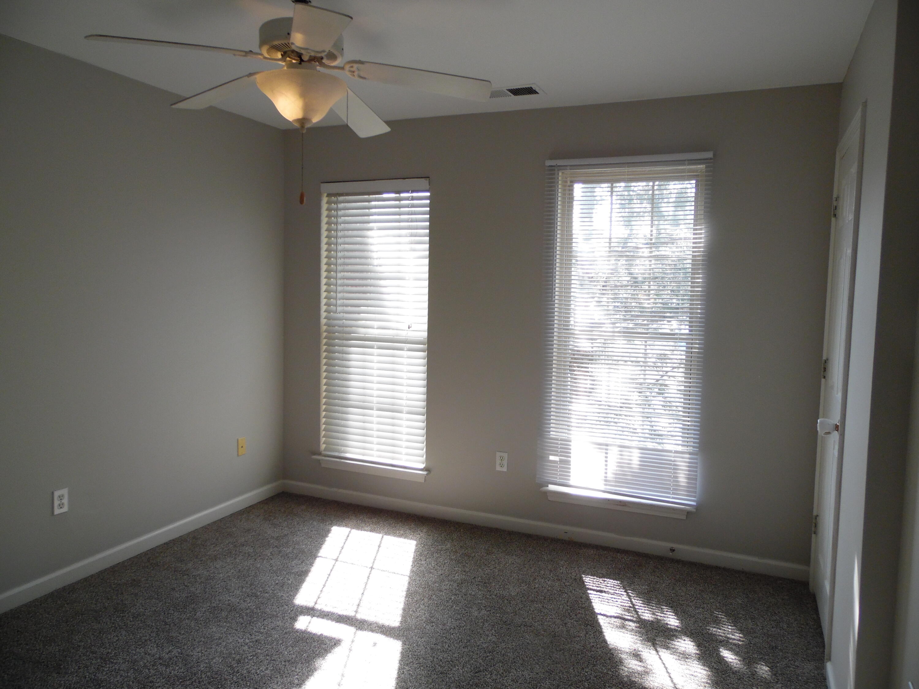 415 Marquis Avenue 103 Property Photo 6