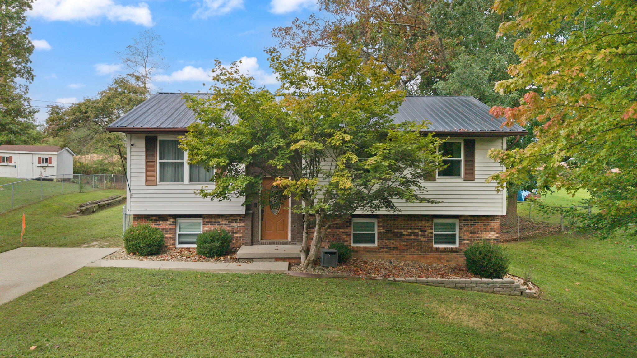 304 Northland Drive Property Photo 2