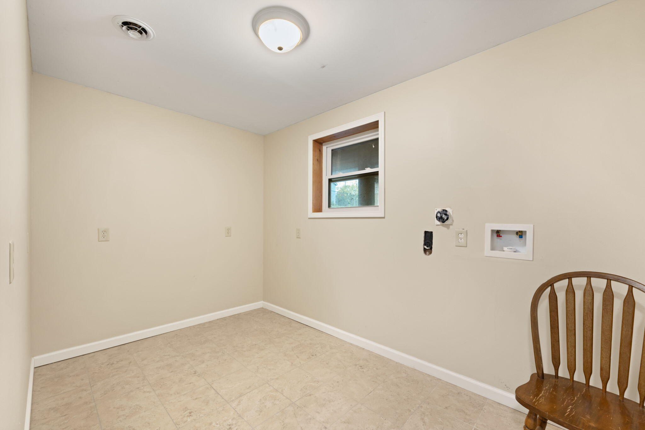 304 Northland Drive Property Photo 4