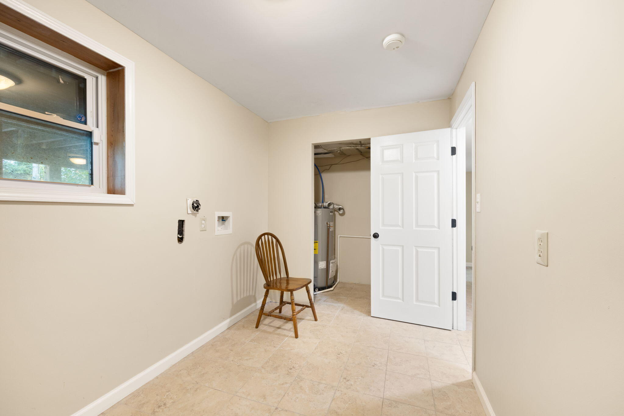 304 Northland Drive Property Photo 5