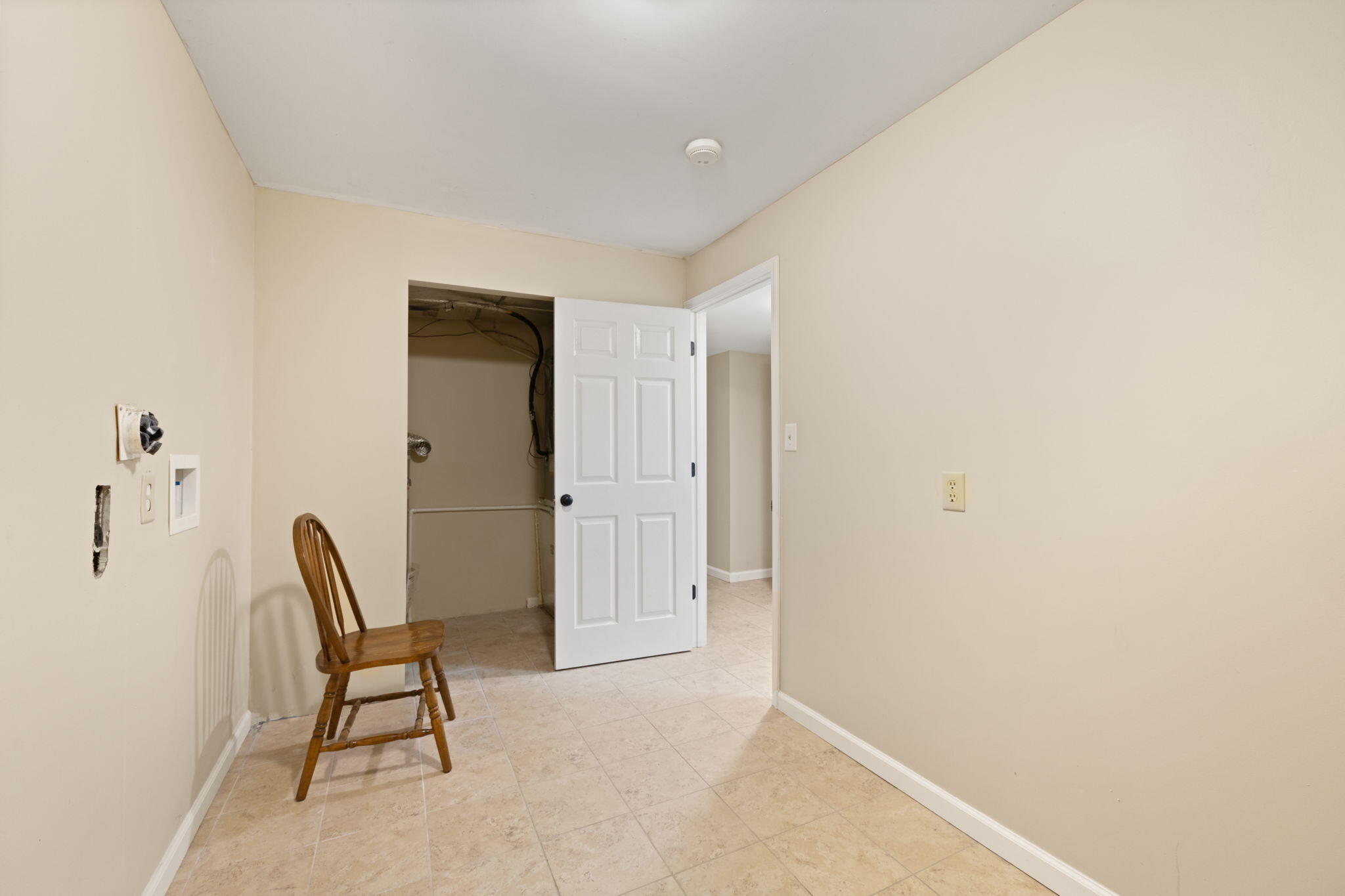 304 Northland Drive Property Photo 6