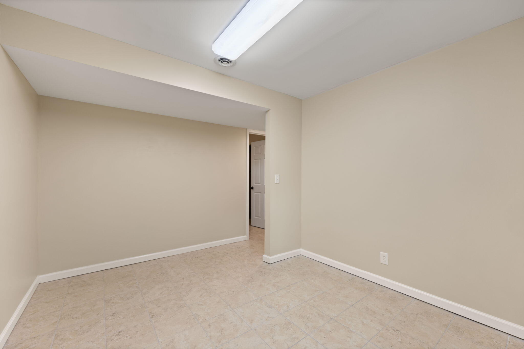 304 Northland Drive Property Photo 13