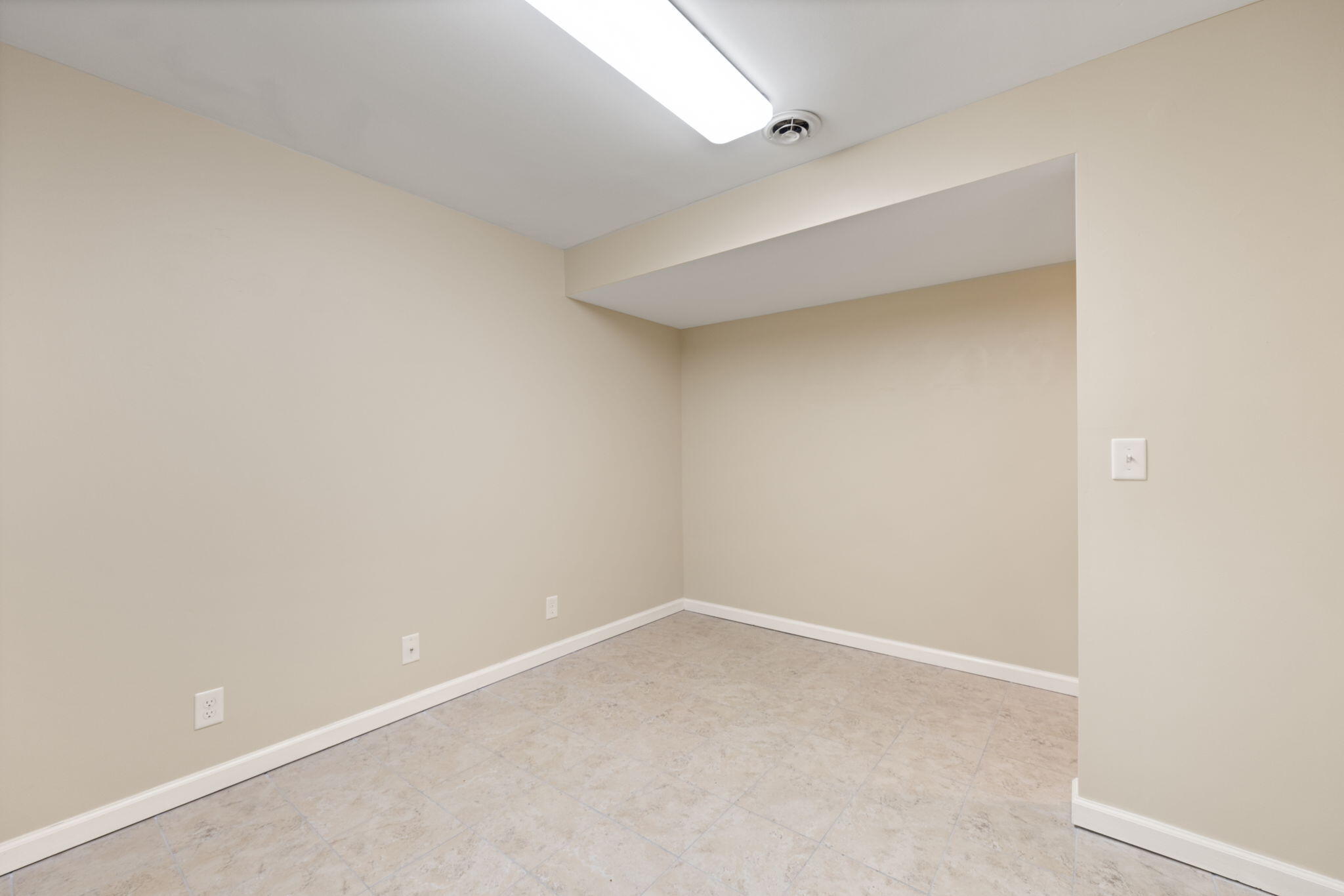 304 Northland Drive Property Photo 14