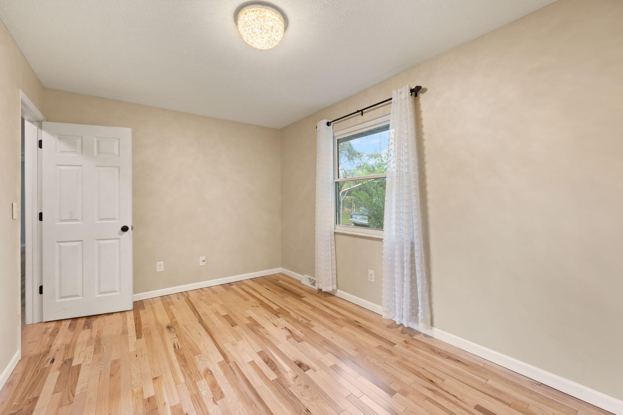 304 Northland Drive Property Photo 59