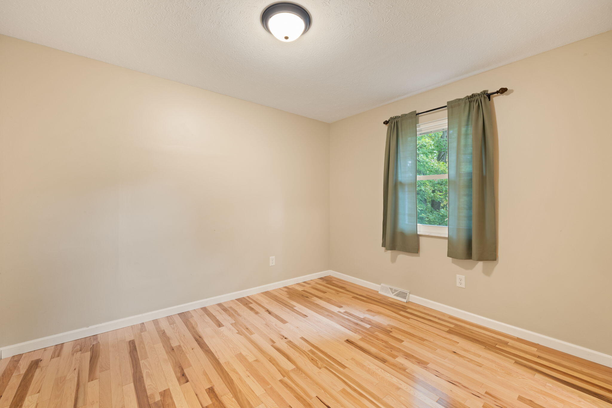 304 Northland Drive Property Photo 60