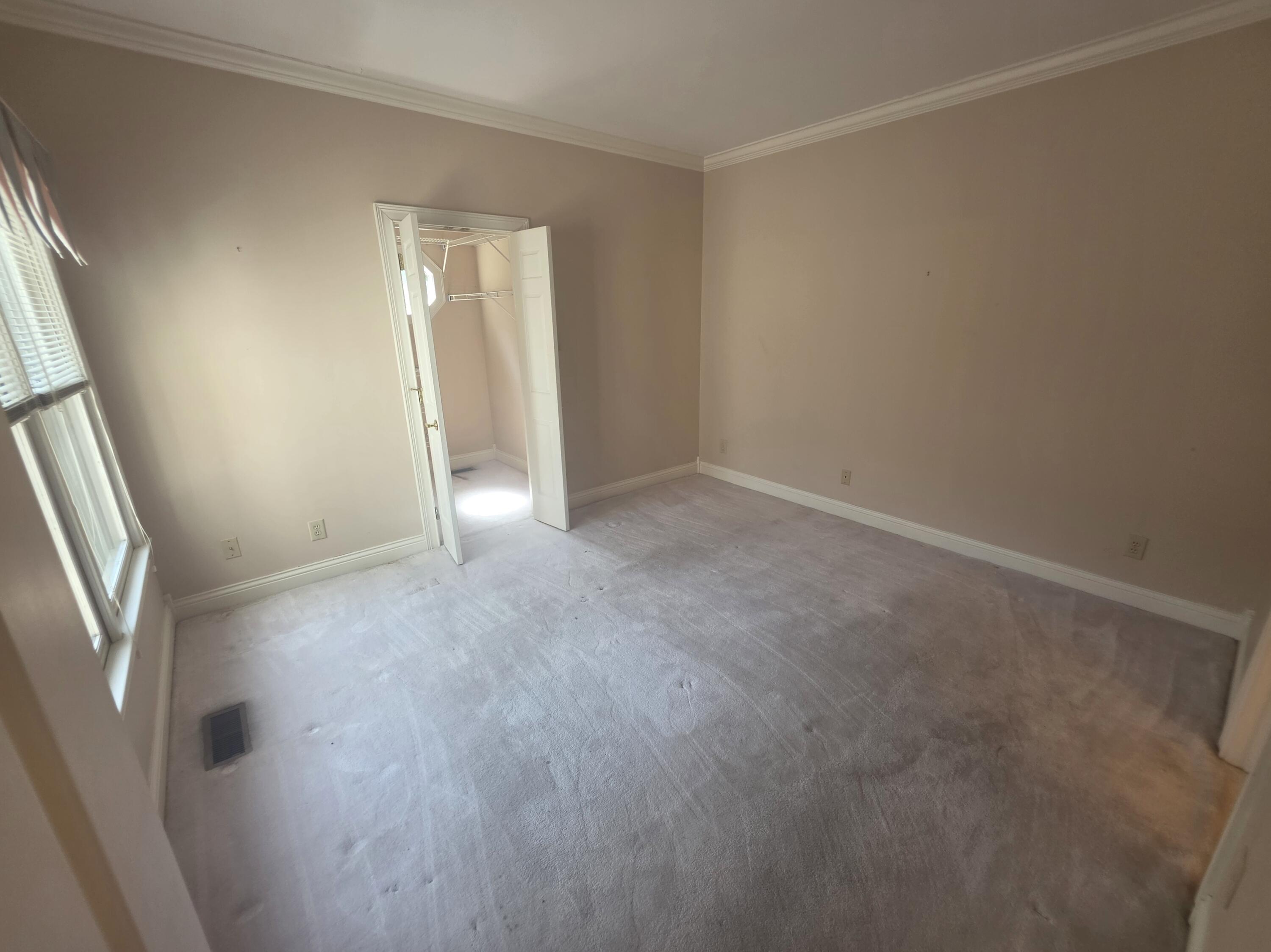 2392 The Woods Lane Property Photo 24