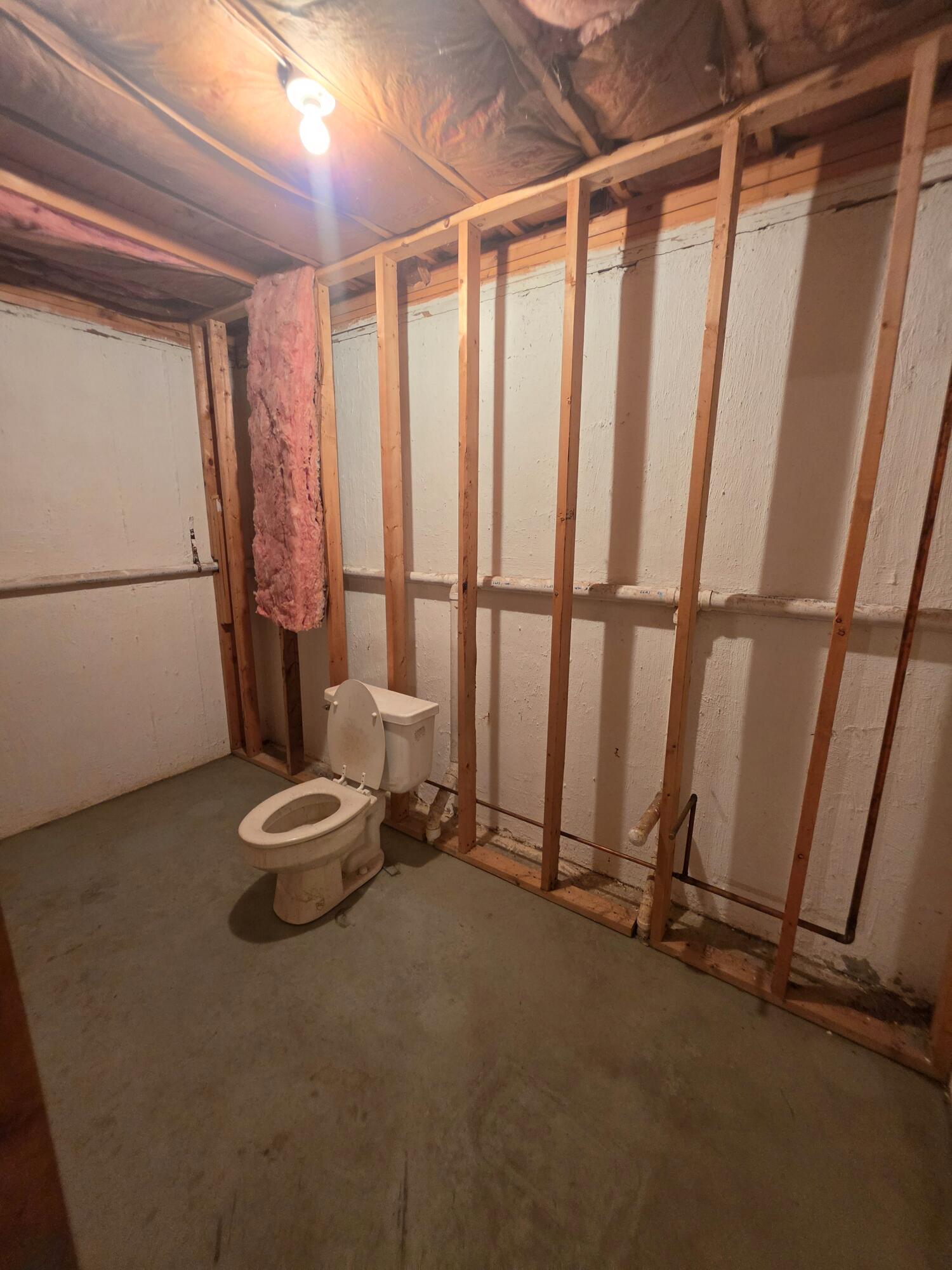2392 The Woods Lane Property Photo 56