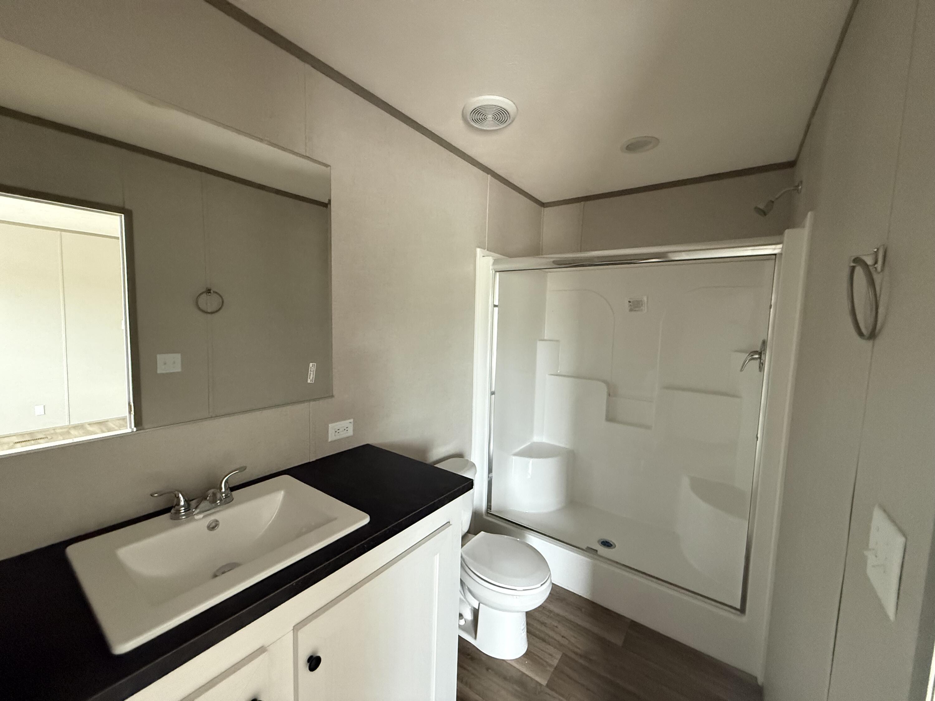 25 Interstate Drive Property Photo 13