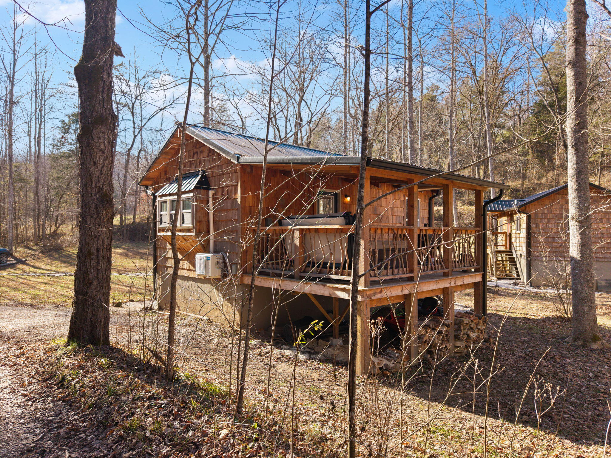 22 Still Hand Property Photo 39