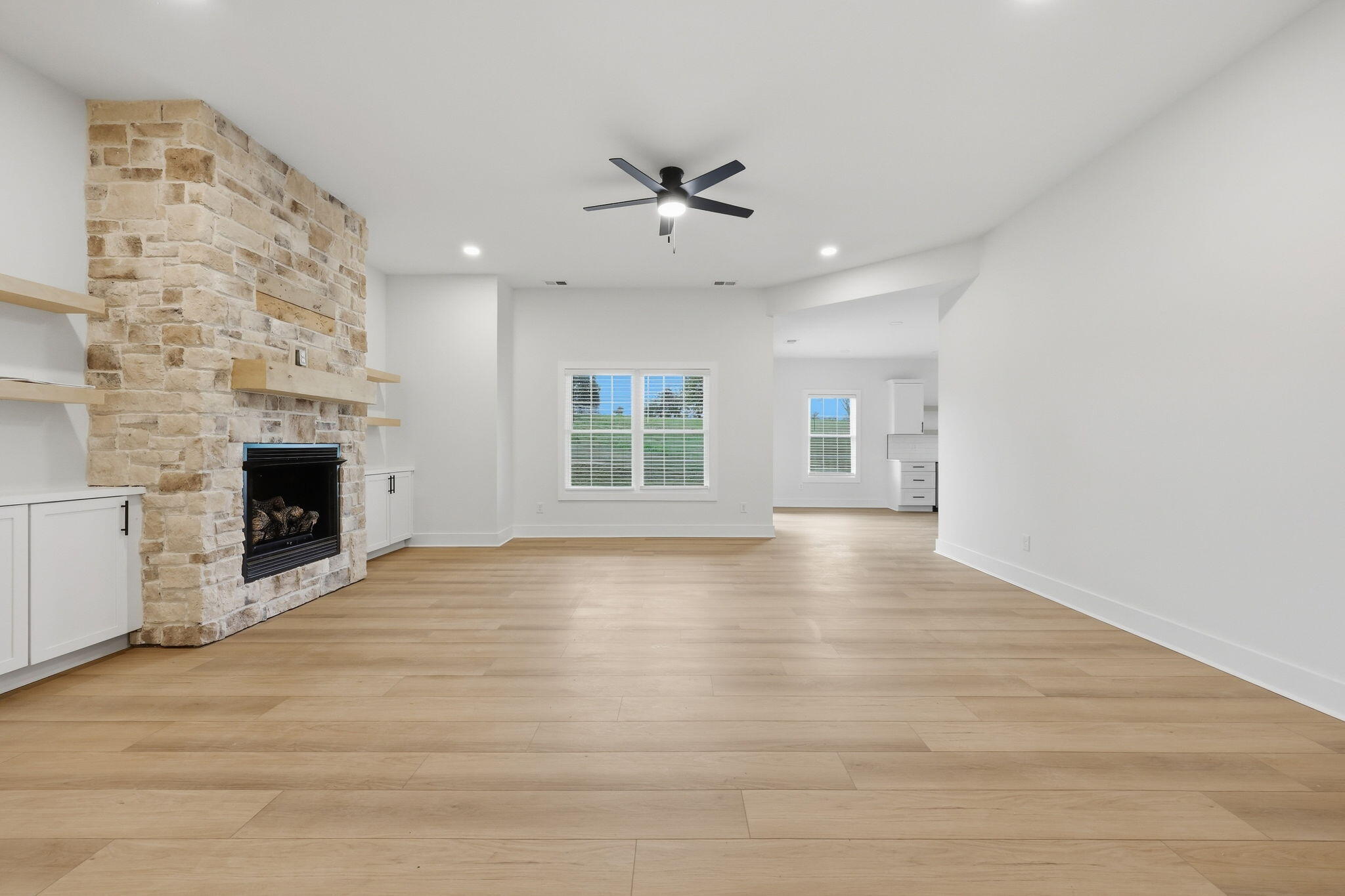 328 Wolverine Way Property Photo 6