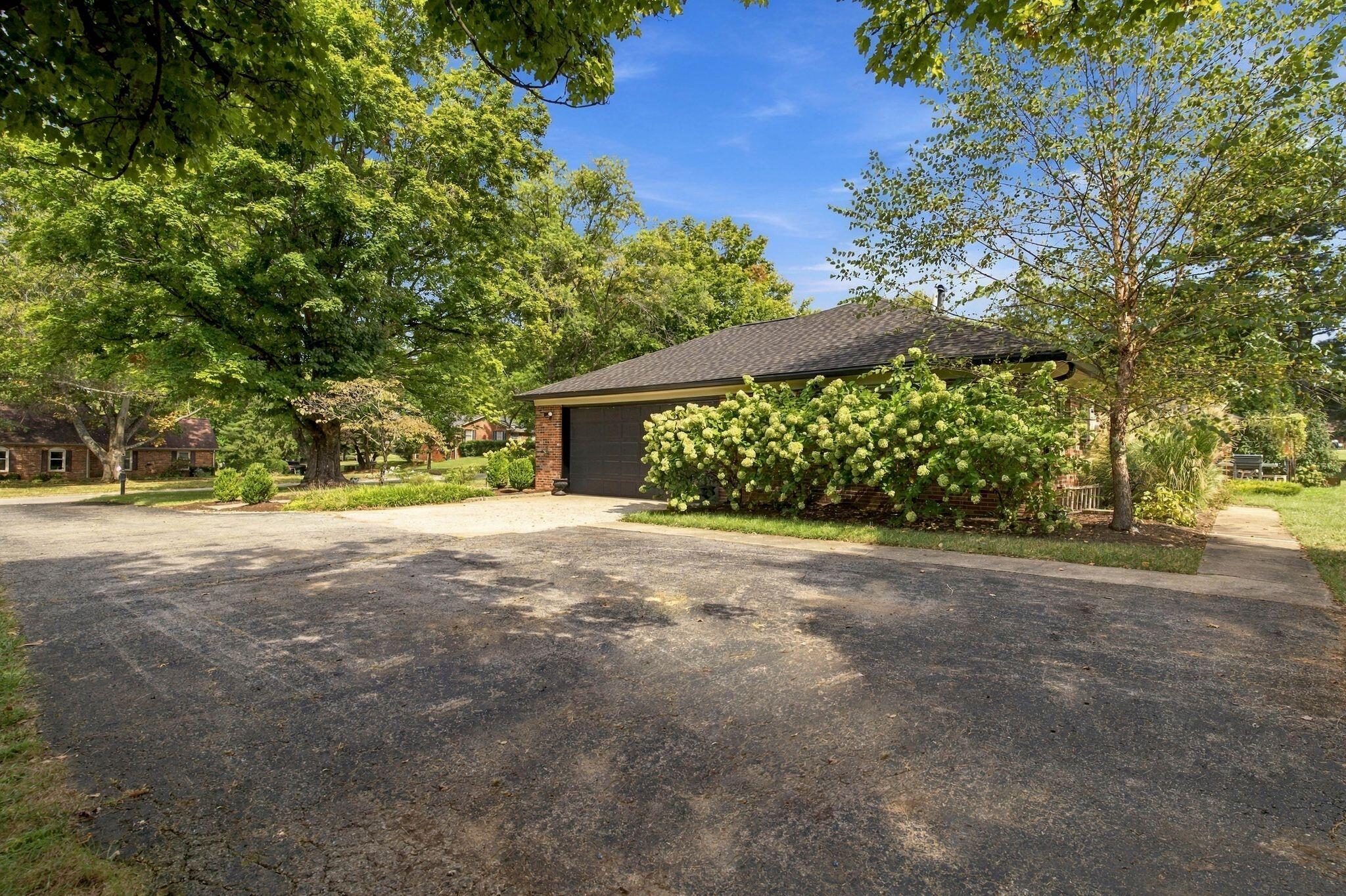 3837 Carleton Drive Property Photo 76