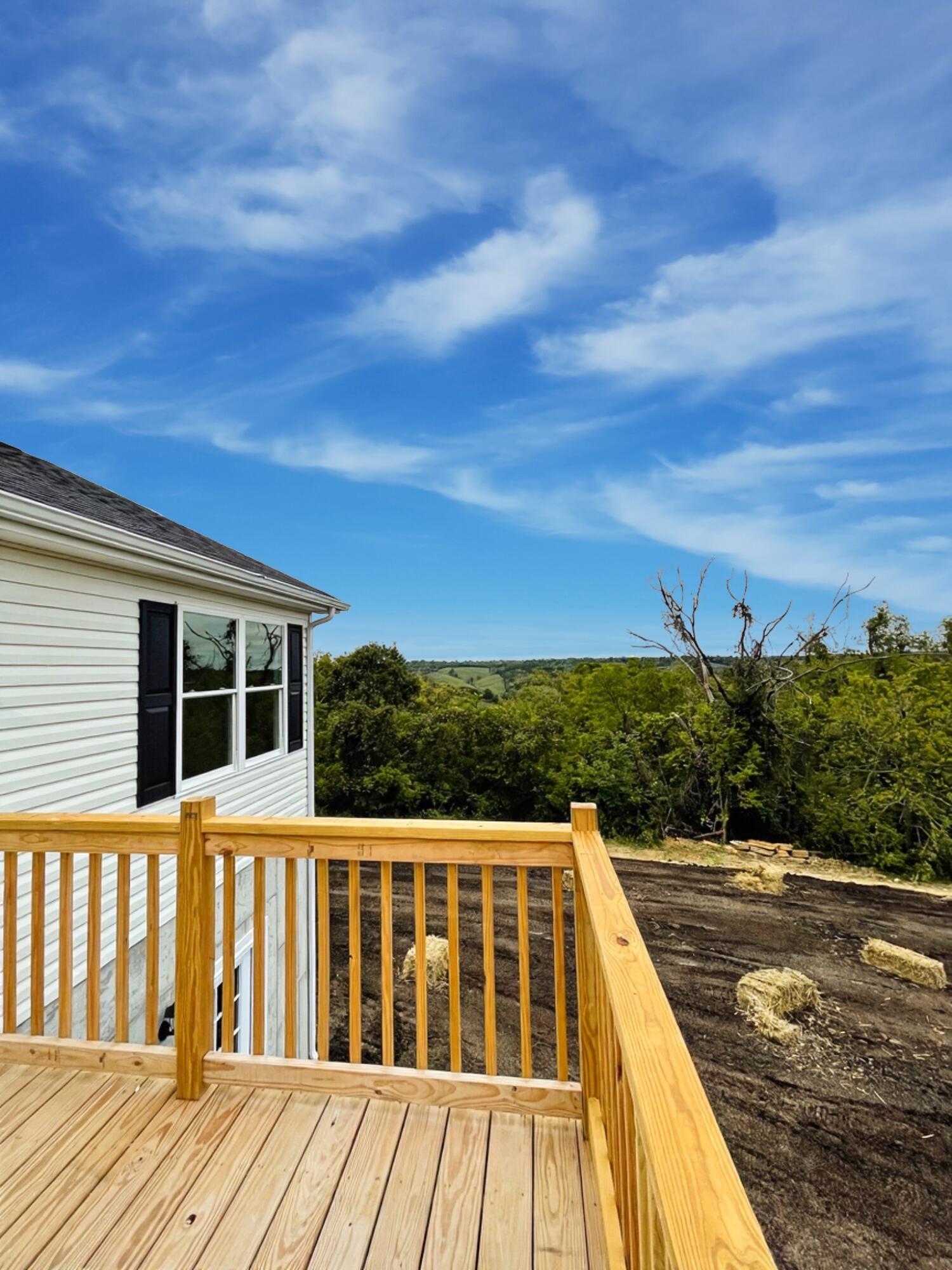 80 Gladys Avenue Property Photo 8