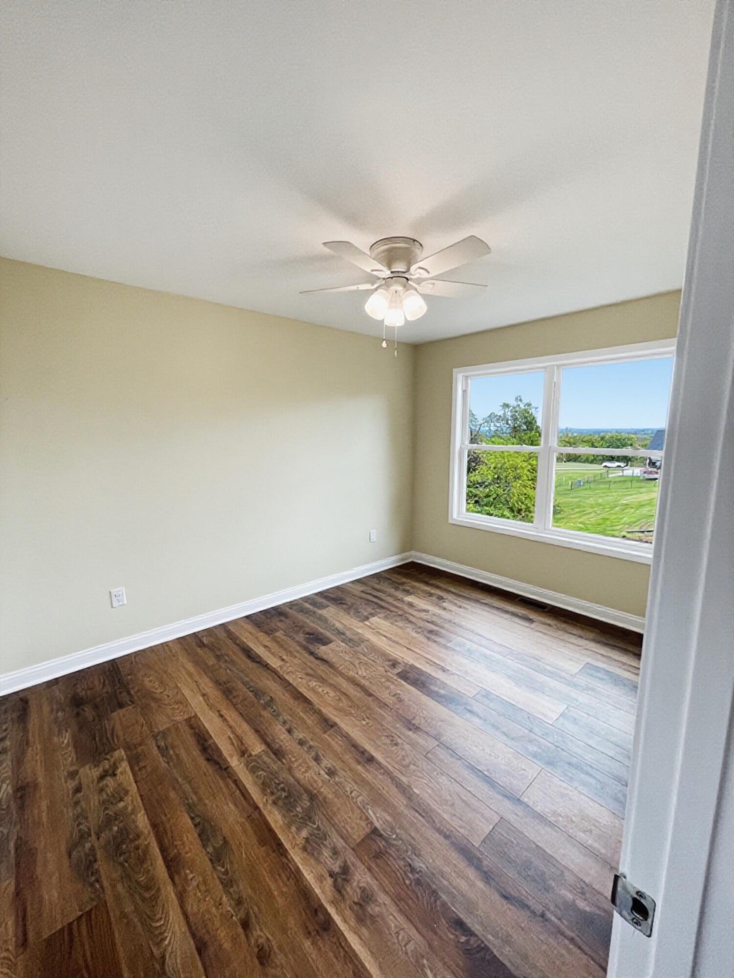 80 Gladys Avenue Property Photo 11