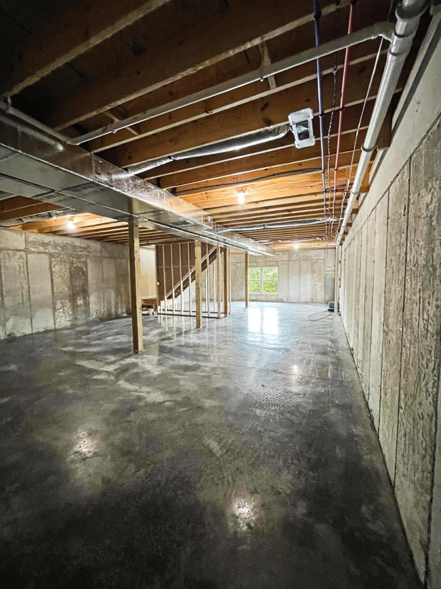 80 Gladys Avenue Property Photo 14