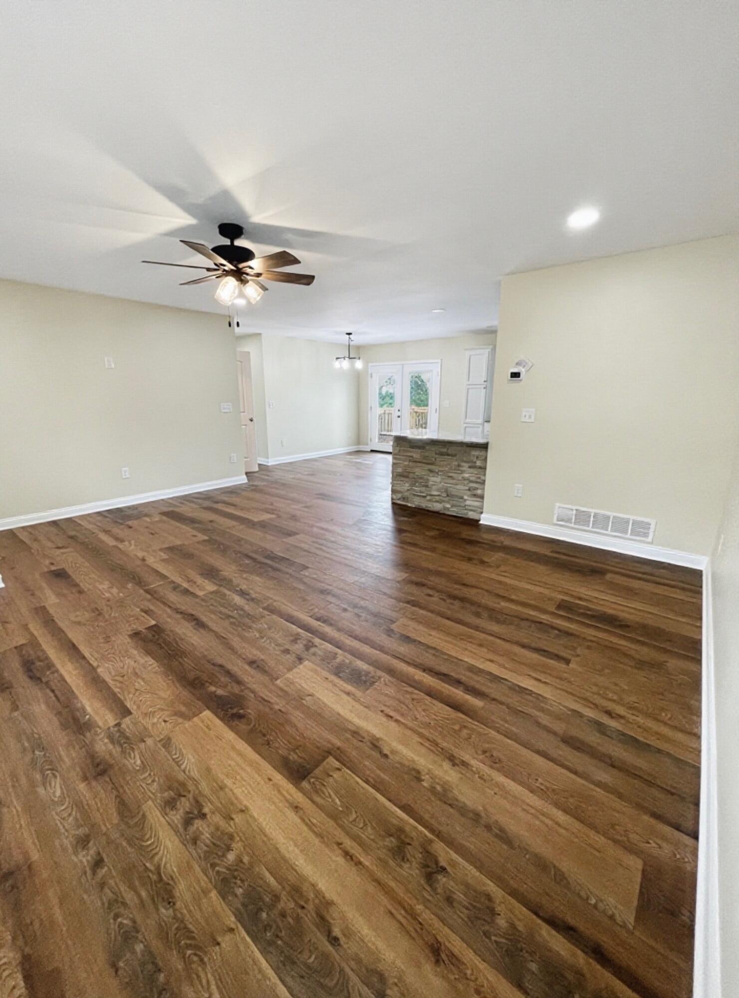 80 Gladys Avenue Property Photo 24