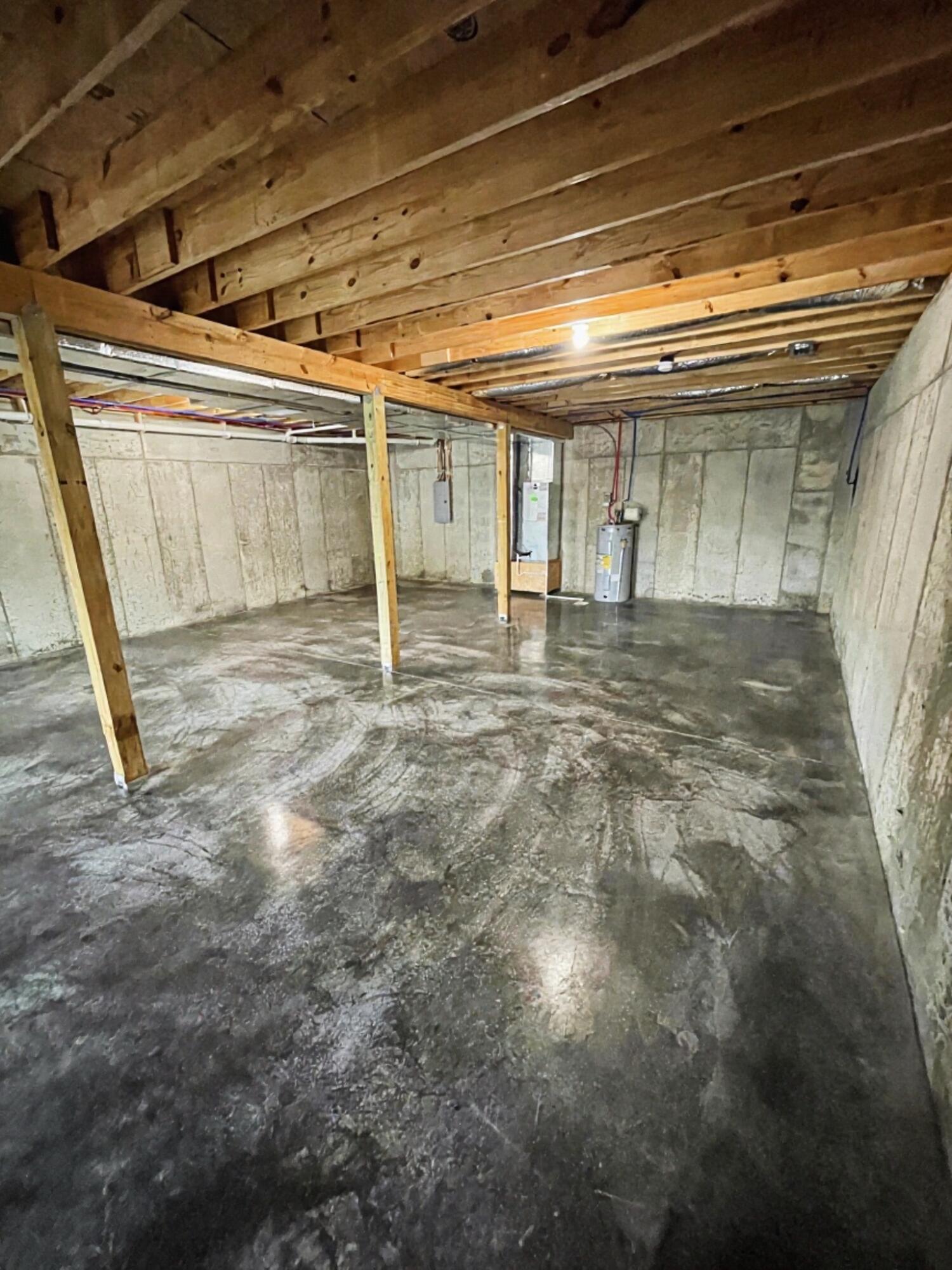 80 Gladys Avenue Property Photo 25