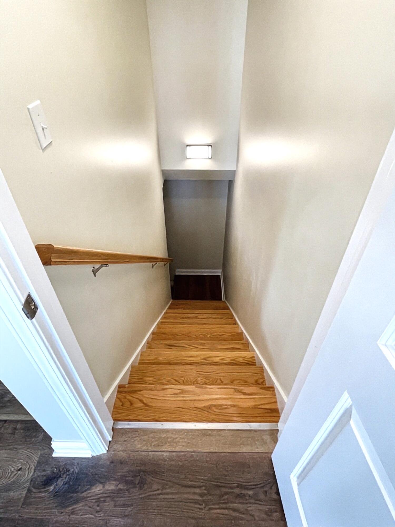 80 Gladys Avenue Property Photo 29