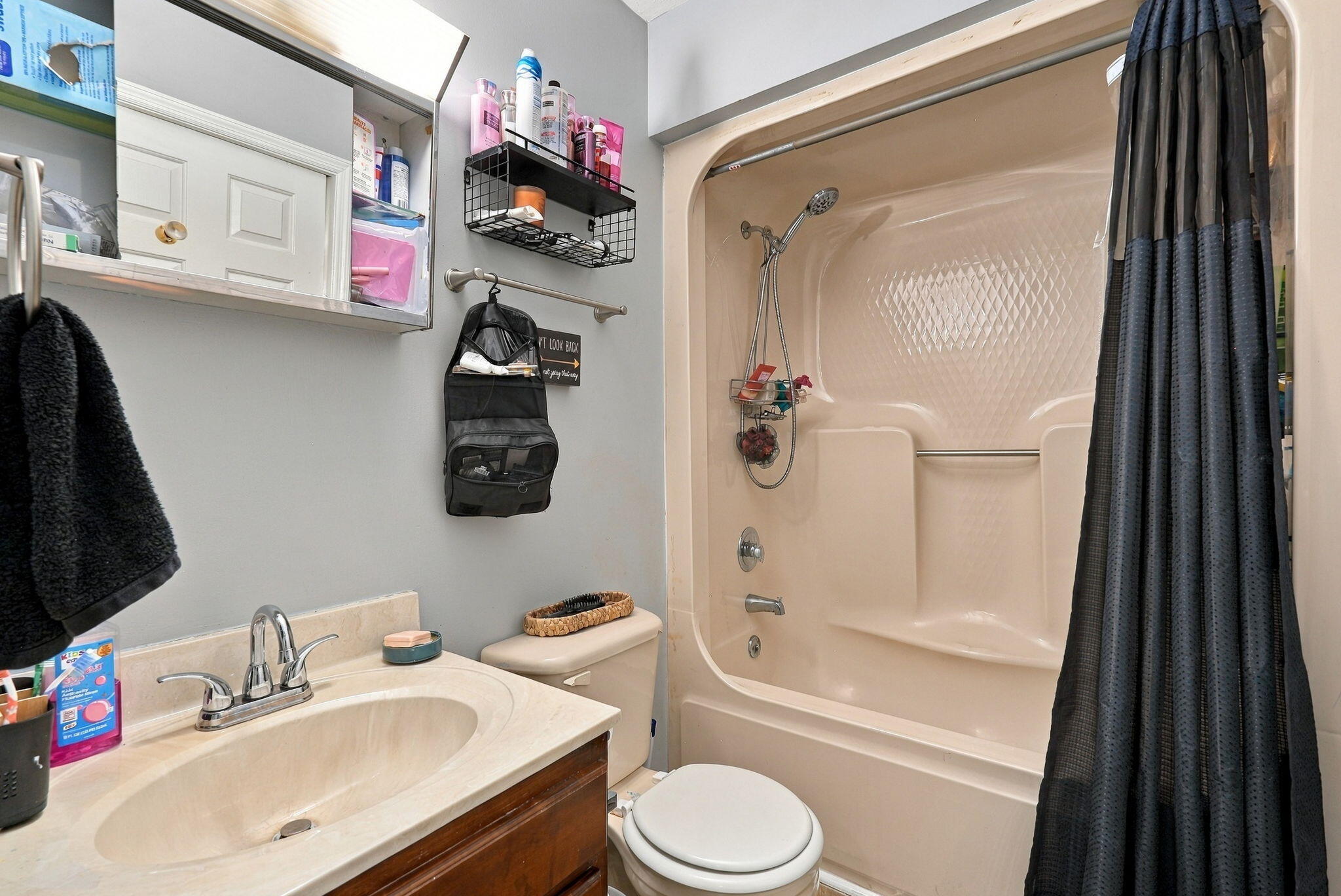 2117 Fayette Drive Property Photo 14