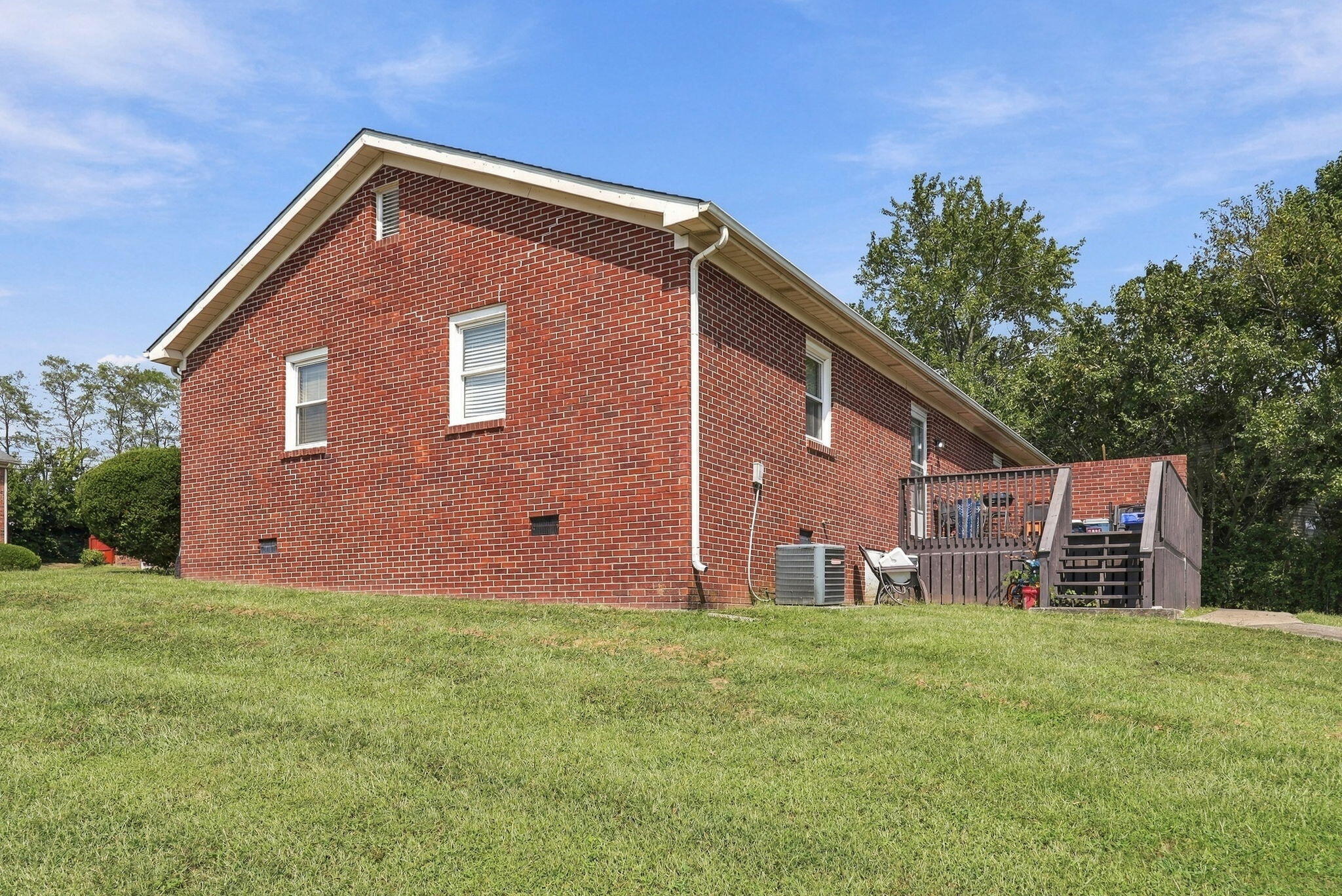 2117 Fayette Drive Property Photo 24