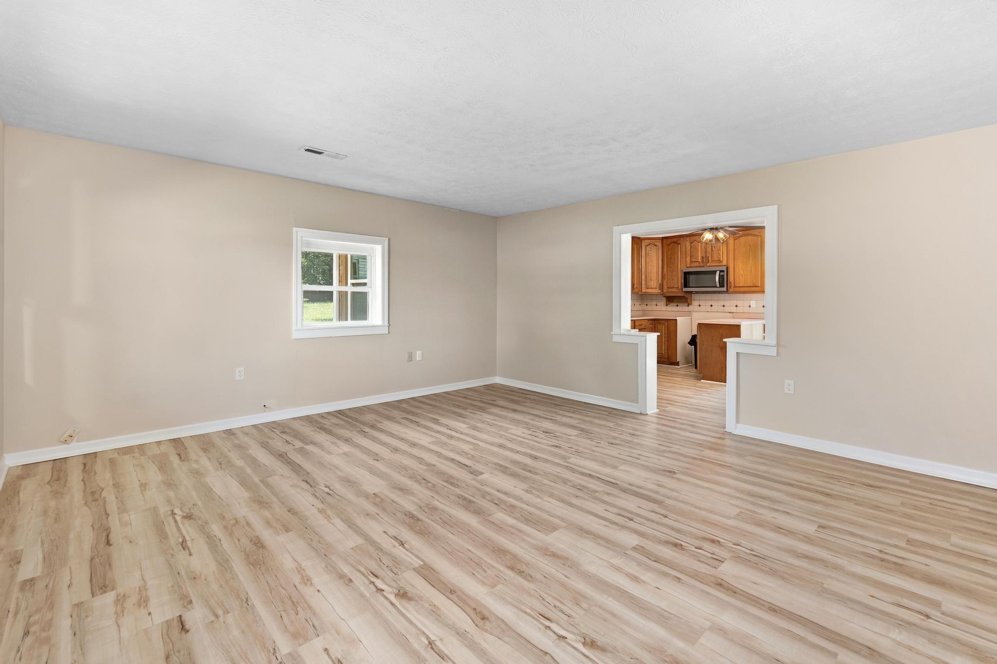 1564 U.s. 60 Property Photo 6